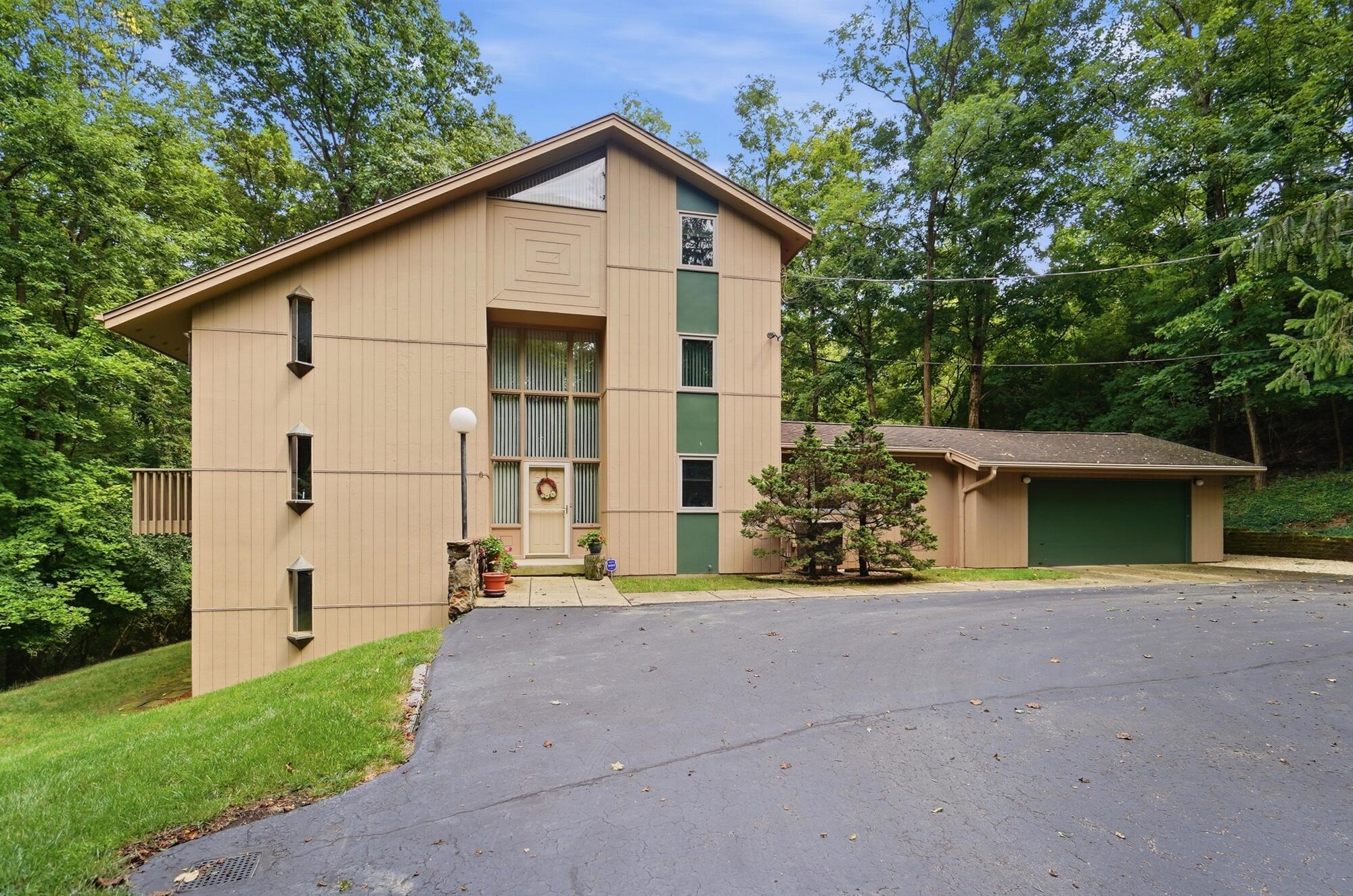 2700 Cardinal Road Property Photo 8