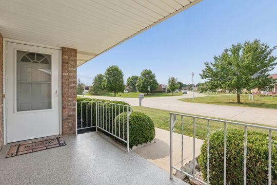 384 Bishop Drive Property Photo 4