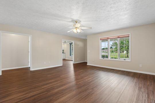 384 Bishop Drive Property Photo 8
