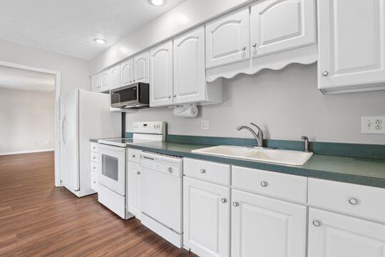 384 Bishop Drive Property Photo 12