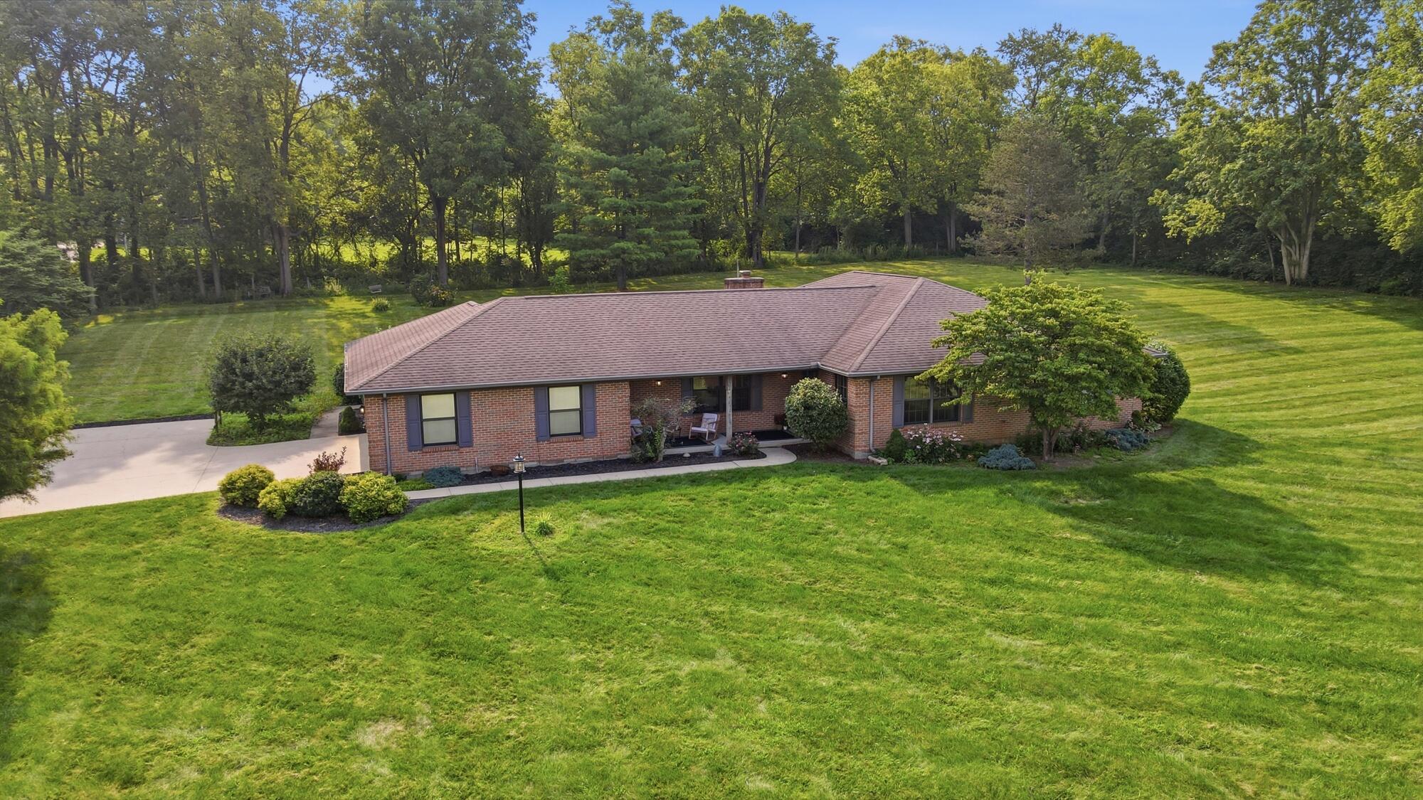 2099 N State Route 589 Property Photo 1