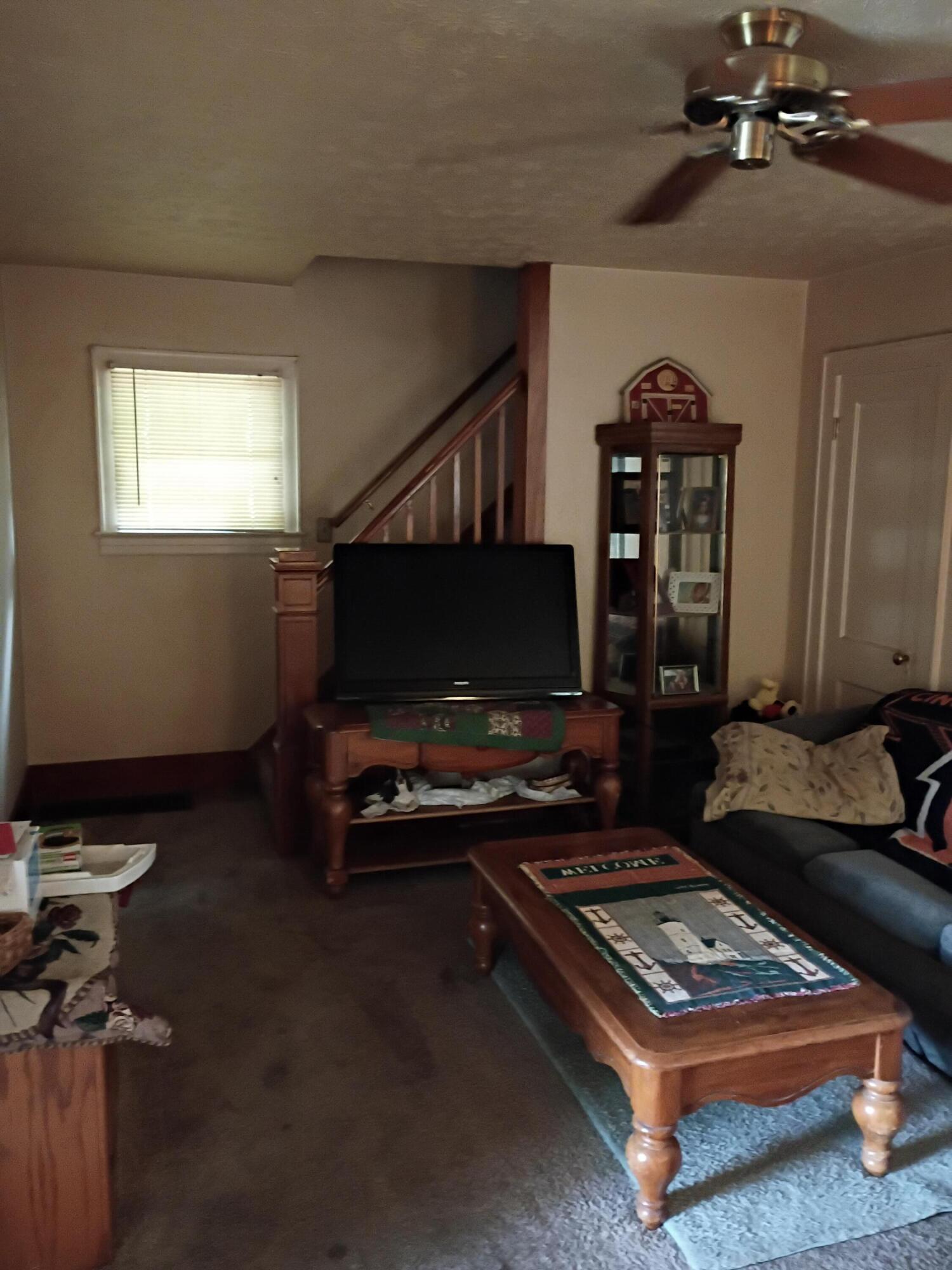 1617 Maiden Lane Property Photo 4