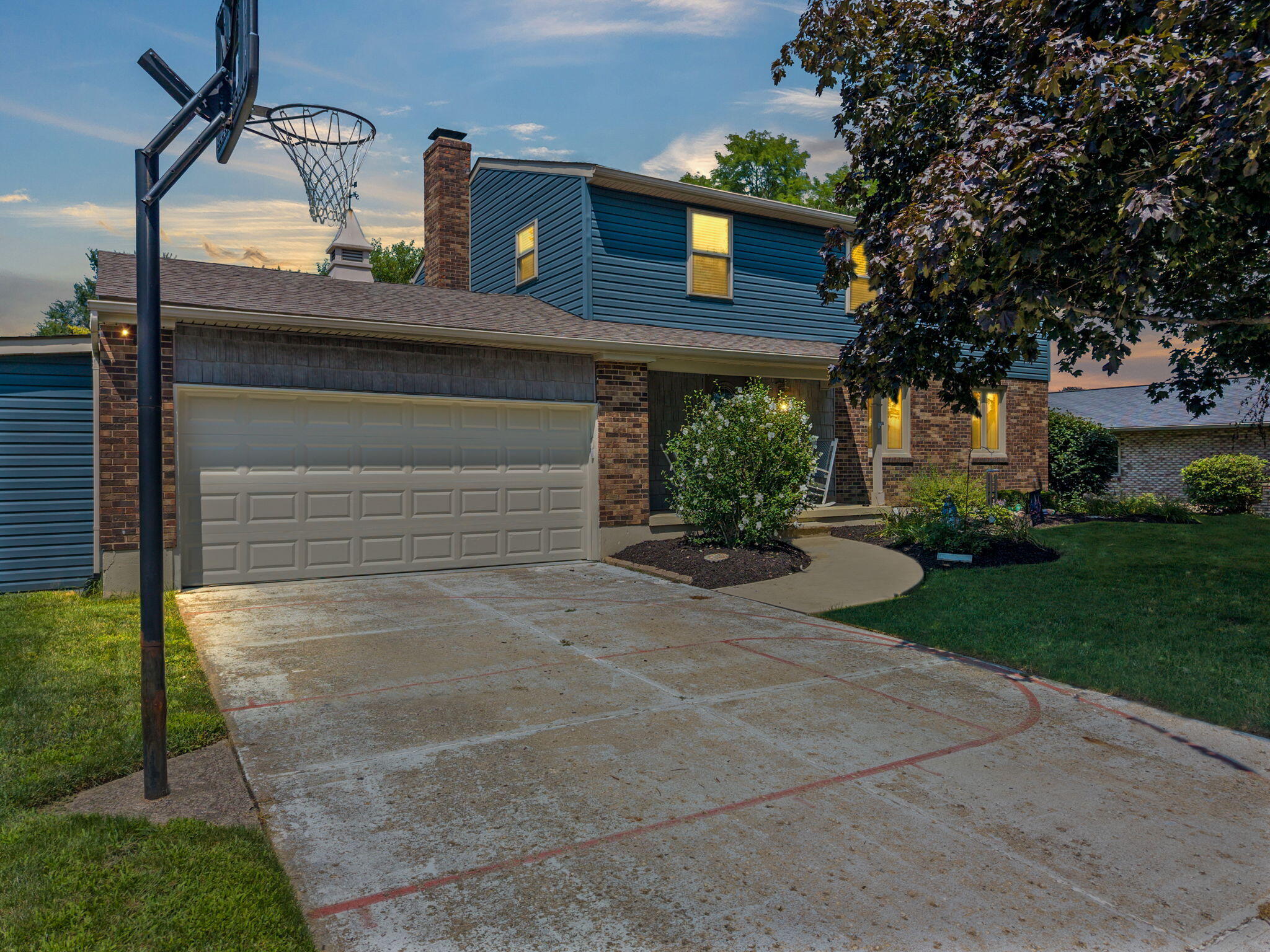 1914 Beckert Drive Property Photo 1