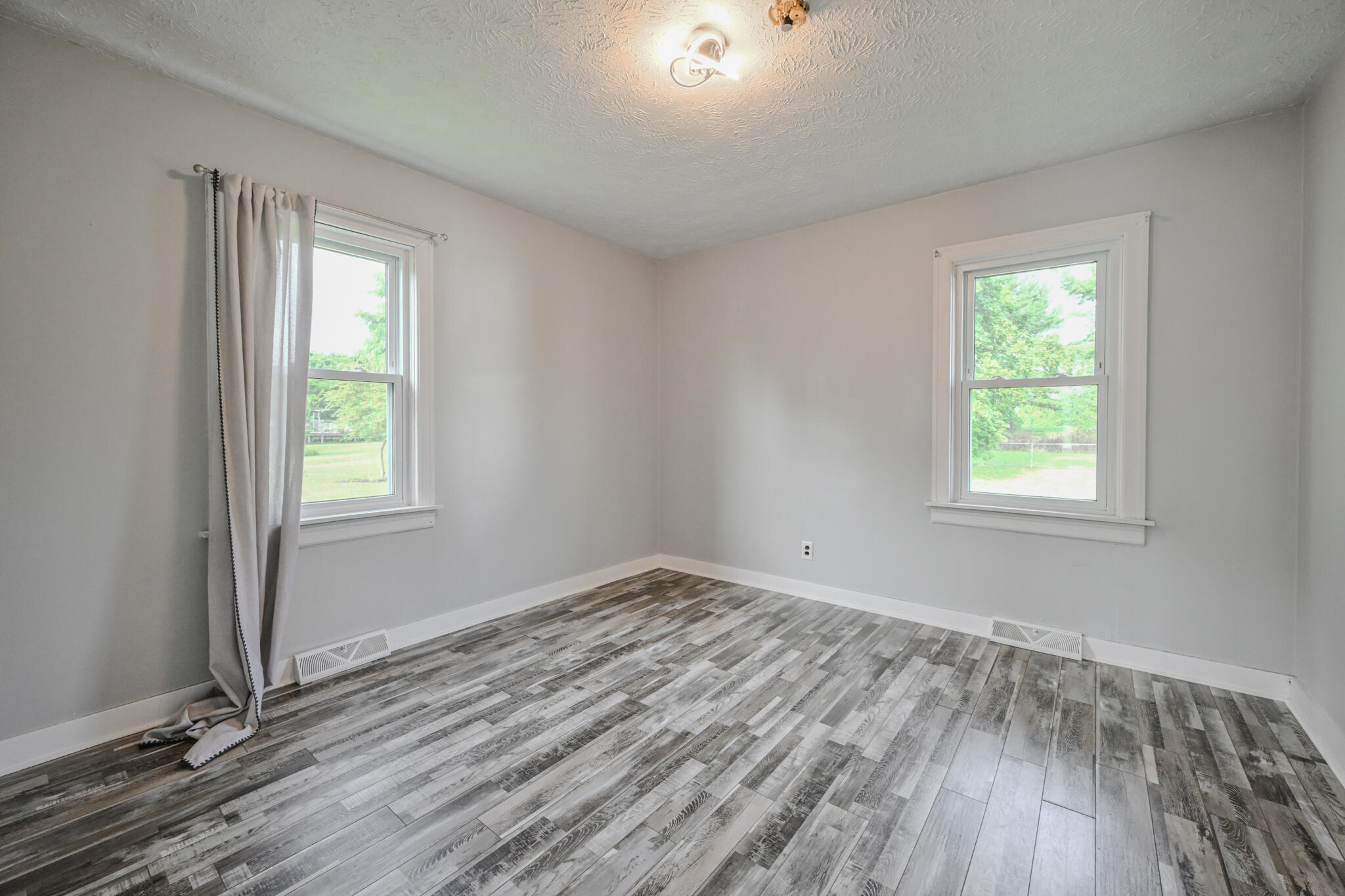 3301 Troy Road Property Photo 11