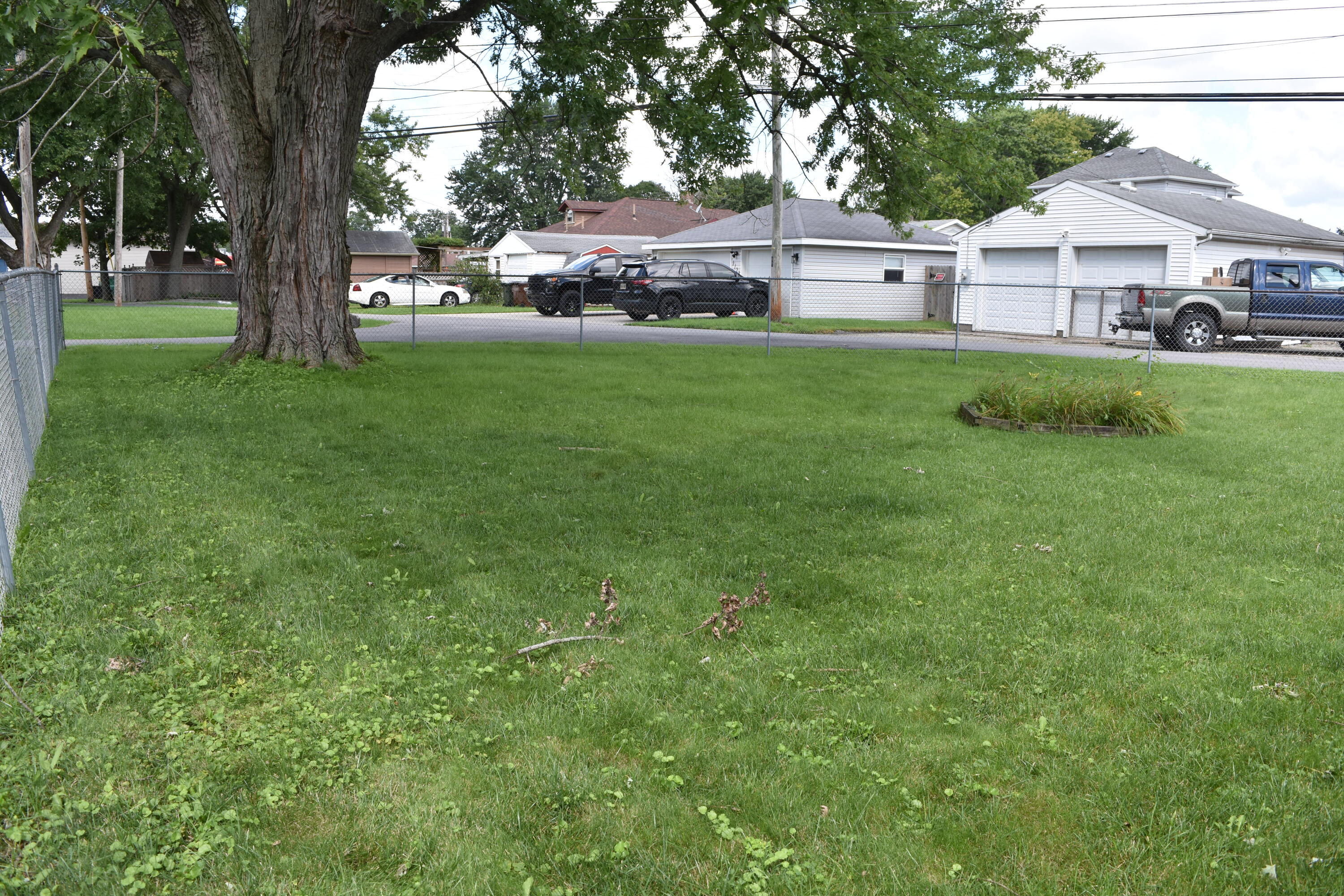 610 Linden Avenue Property Photo 9