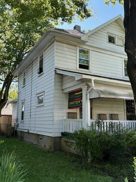 142 Lorenz Avenue Property Photo 3
