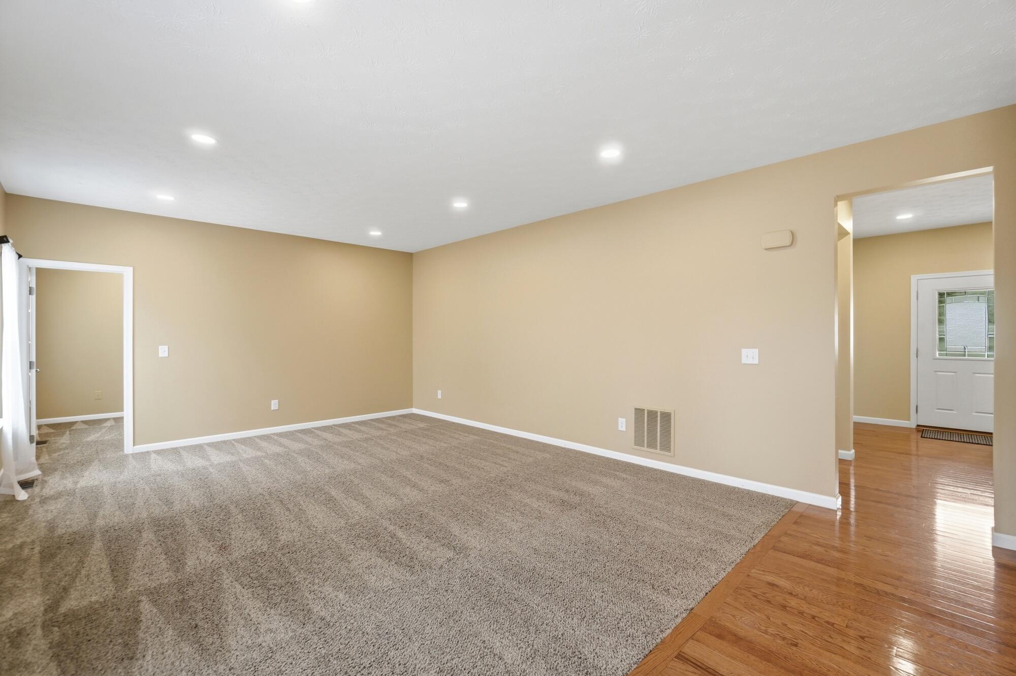 114 Shoemaker Lane Property Photo 10
