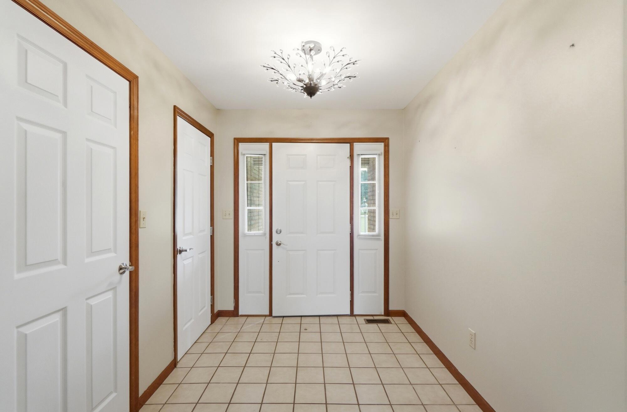 10619 Frederick Pike Property Photo 6