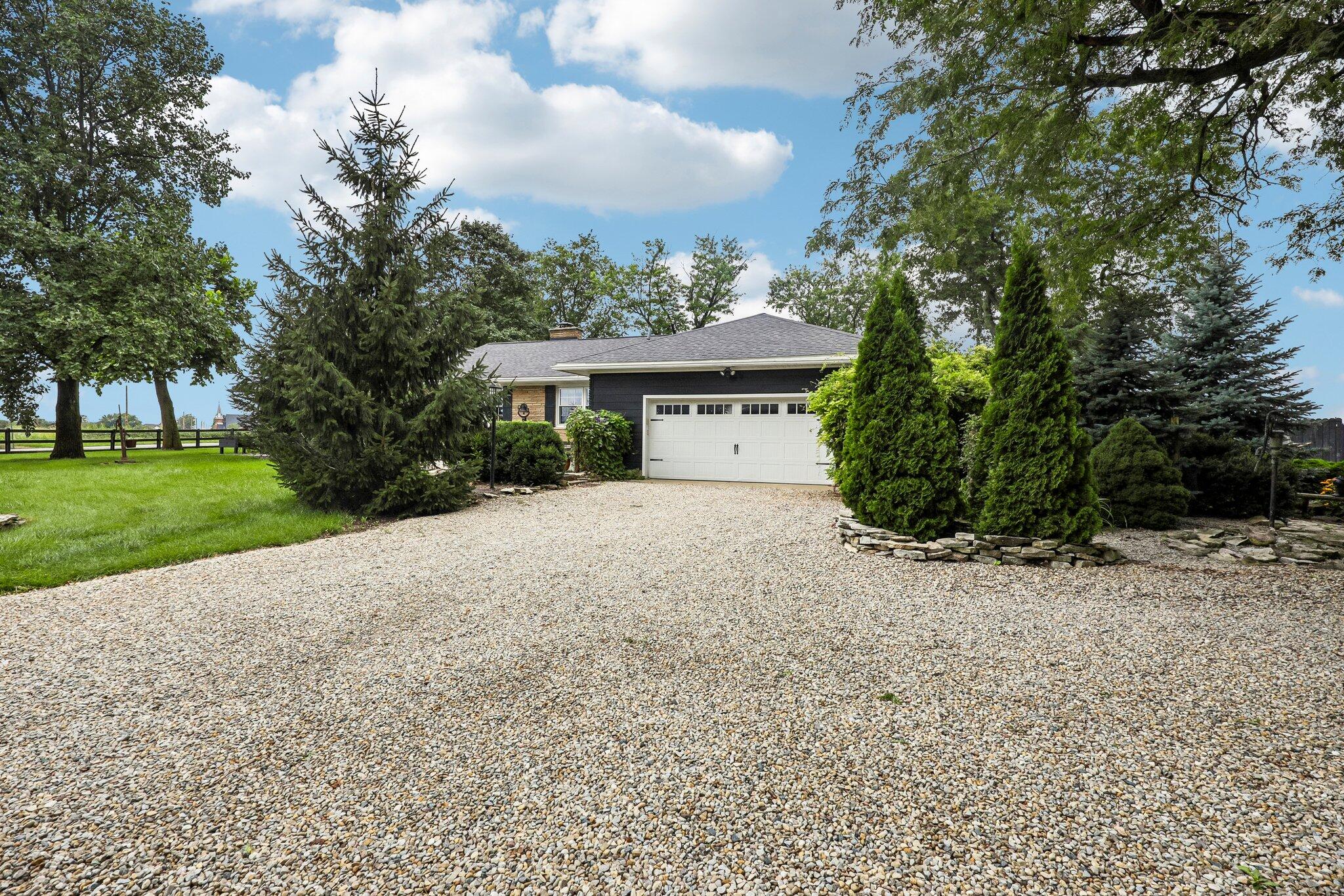 7514 State Route 121 Property Photo 2