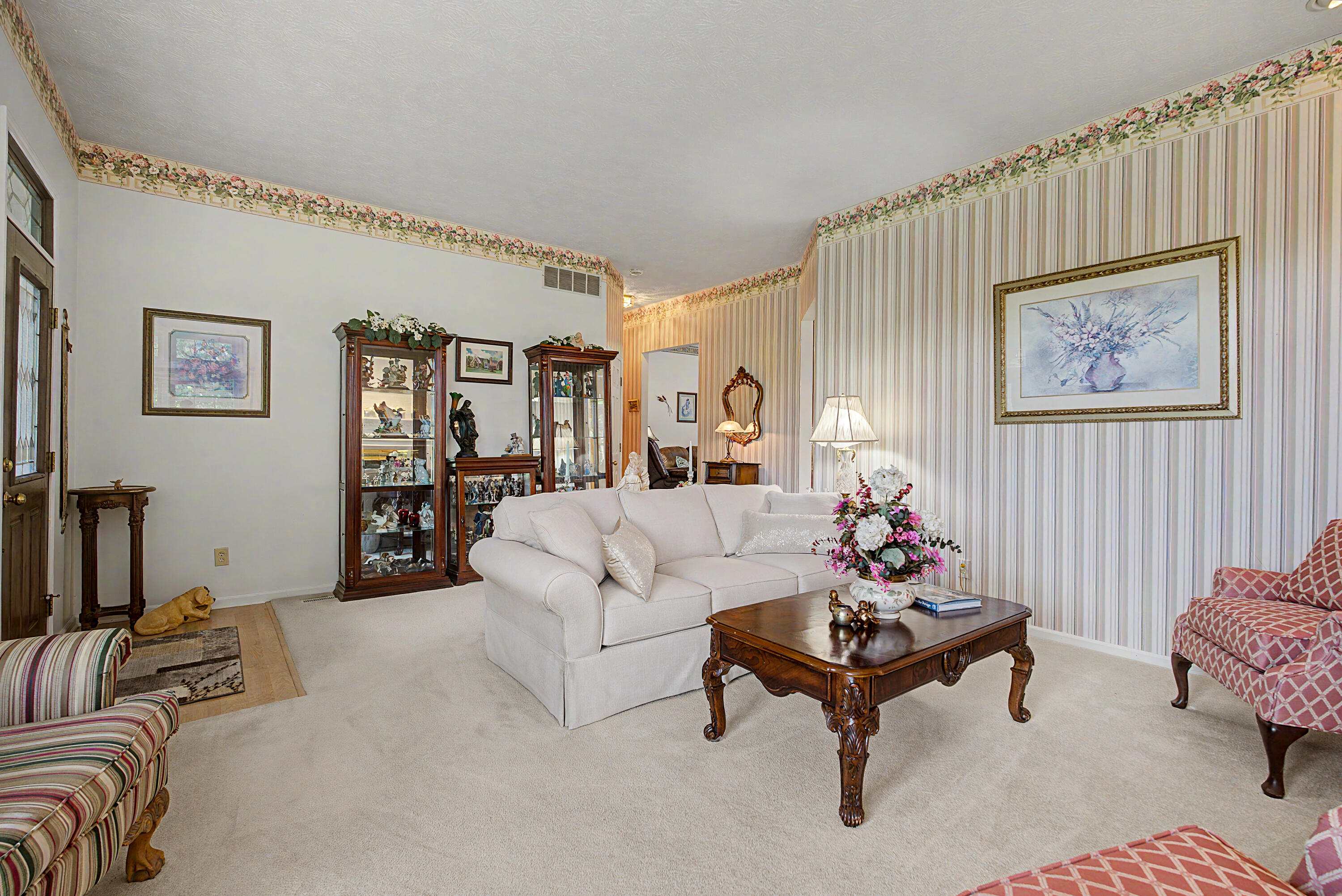 3845 W Eva Circle Property Photo 7