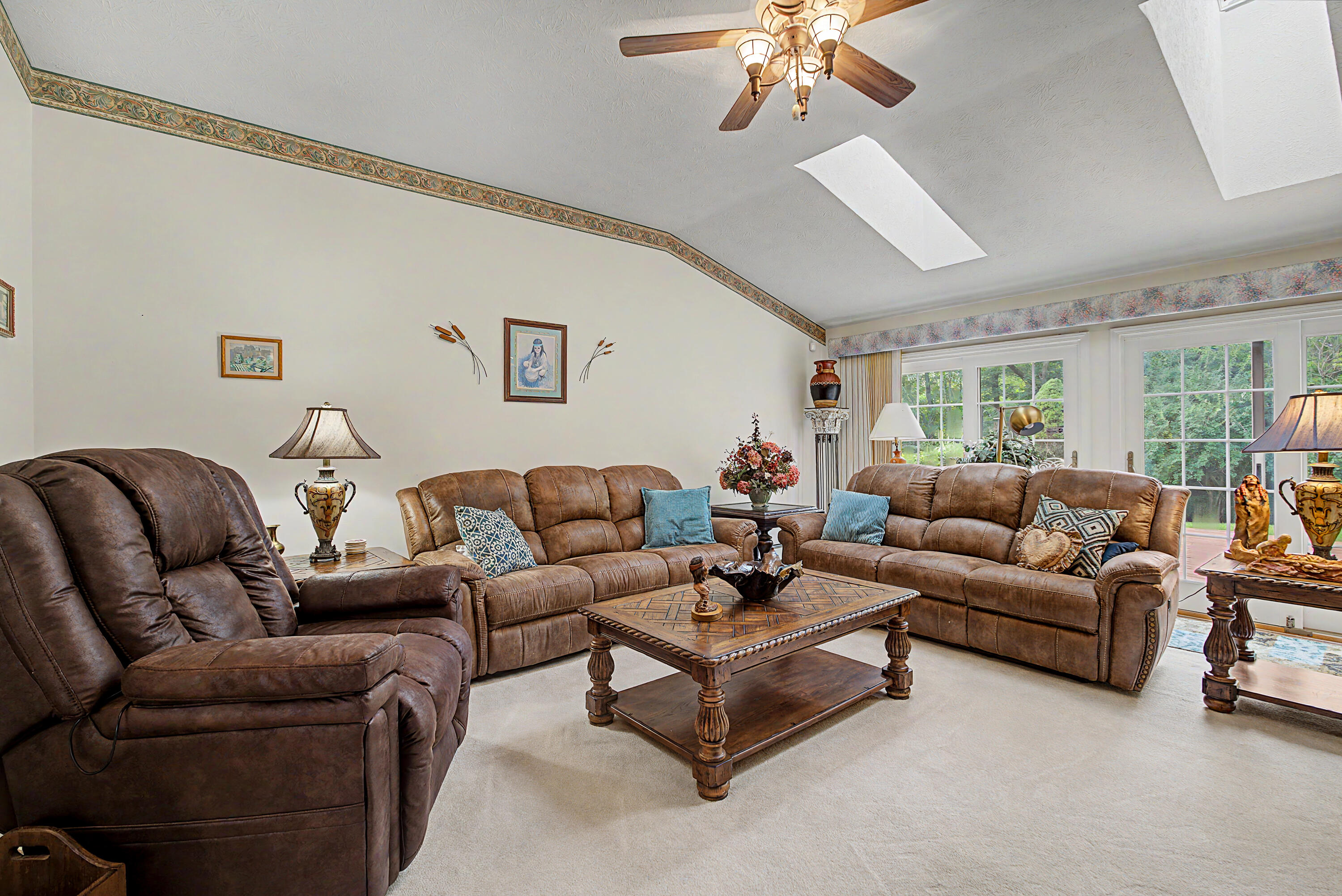 3845 W Eva Circle Property Photo 10