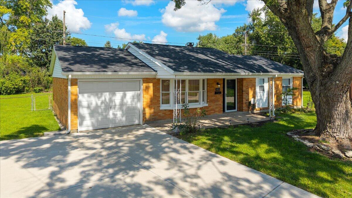 403 Swank Court Property Photo 3