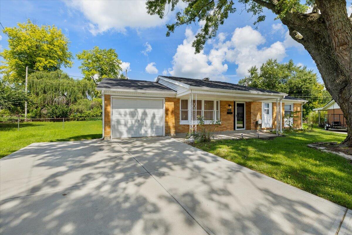 403 Swank Court Property Photo 4