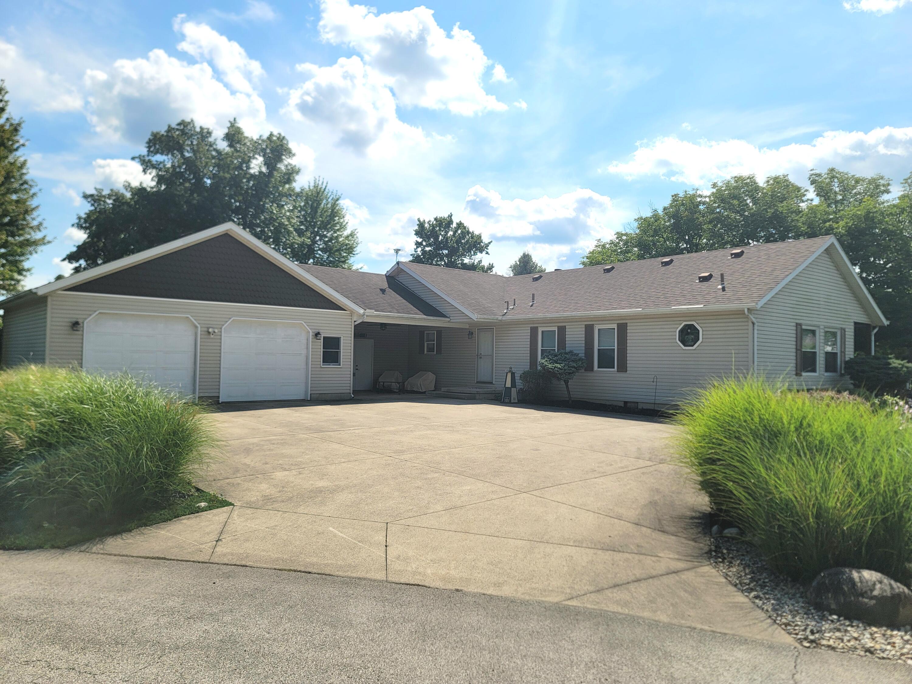 5309 Channel Drive Property Photo 1