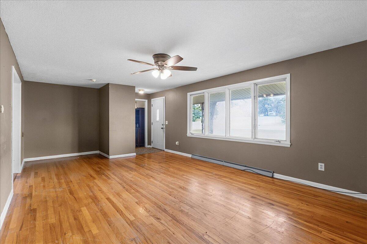720 Cretcher Avenue Property Photo 7