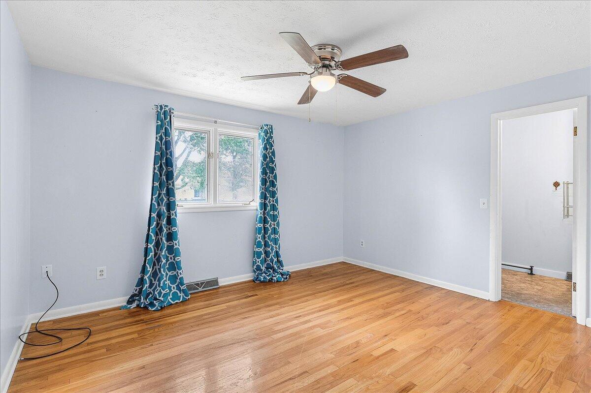 720 Cretcher Avenue Property Photo 15