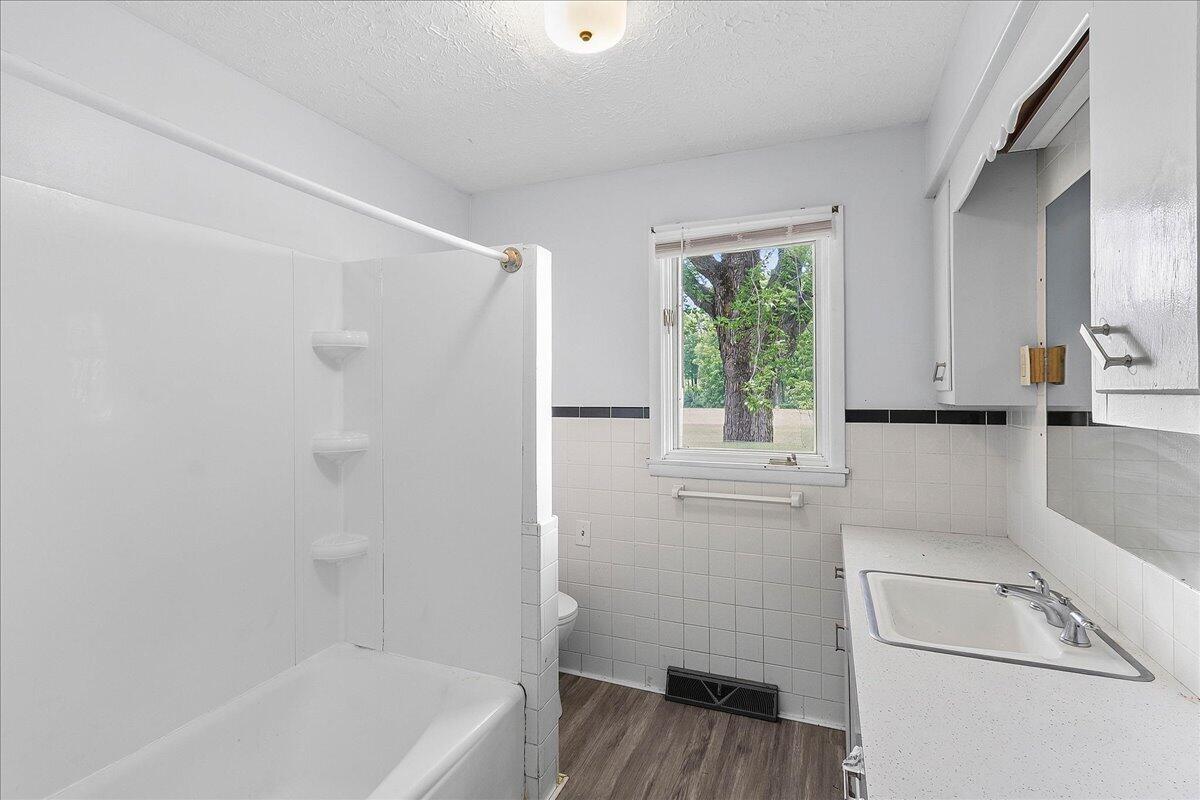 720 Cretcher Avenue Property Photo 21
