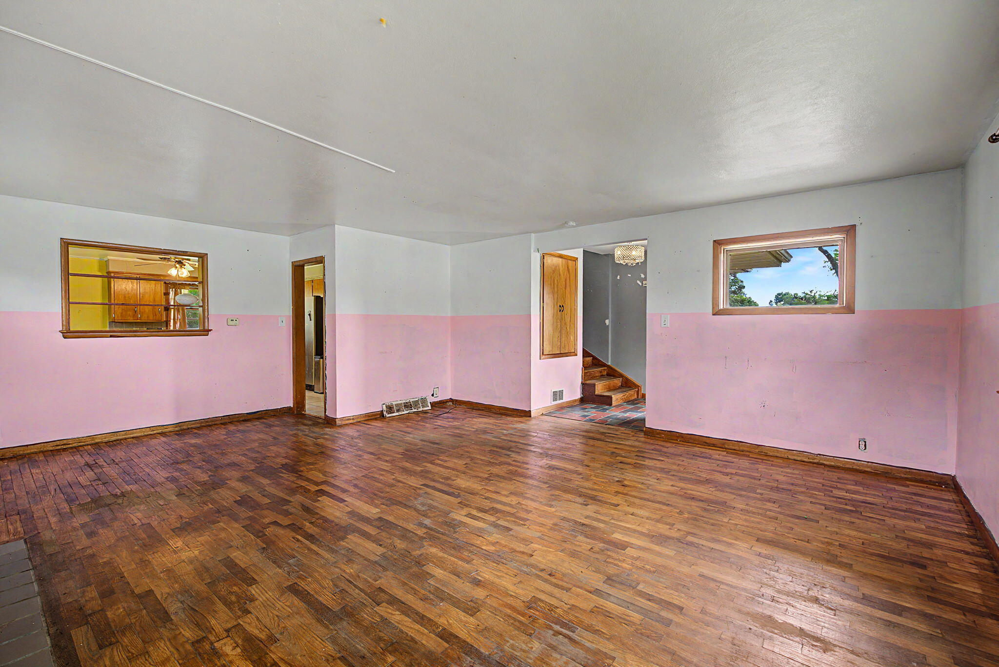 306 E Meeker Avenue Property Photo 9