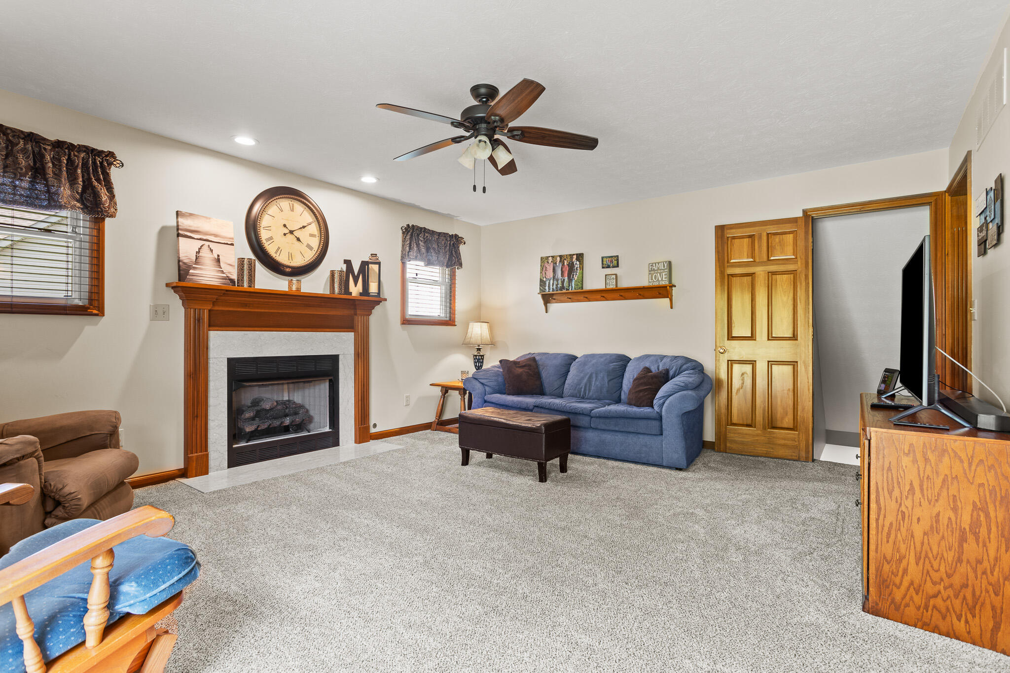 2555 Winfield Court Property Photo 21
