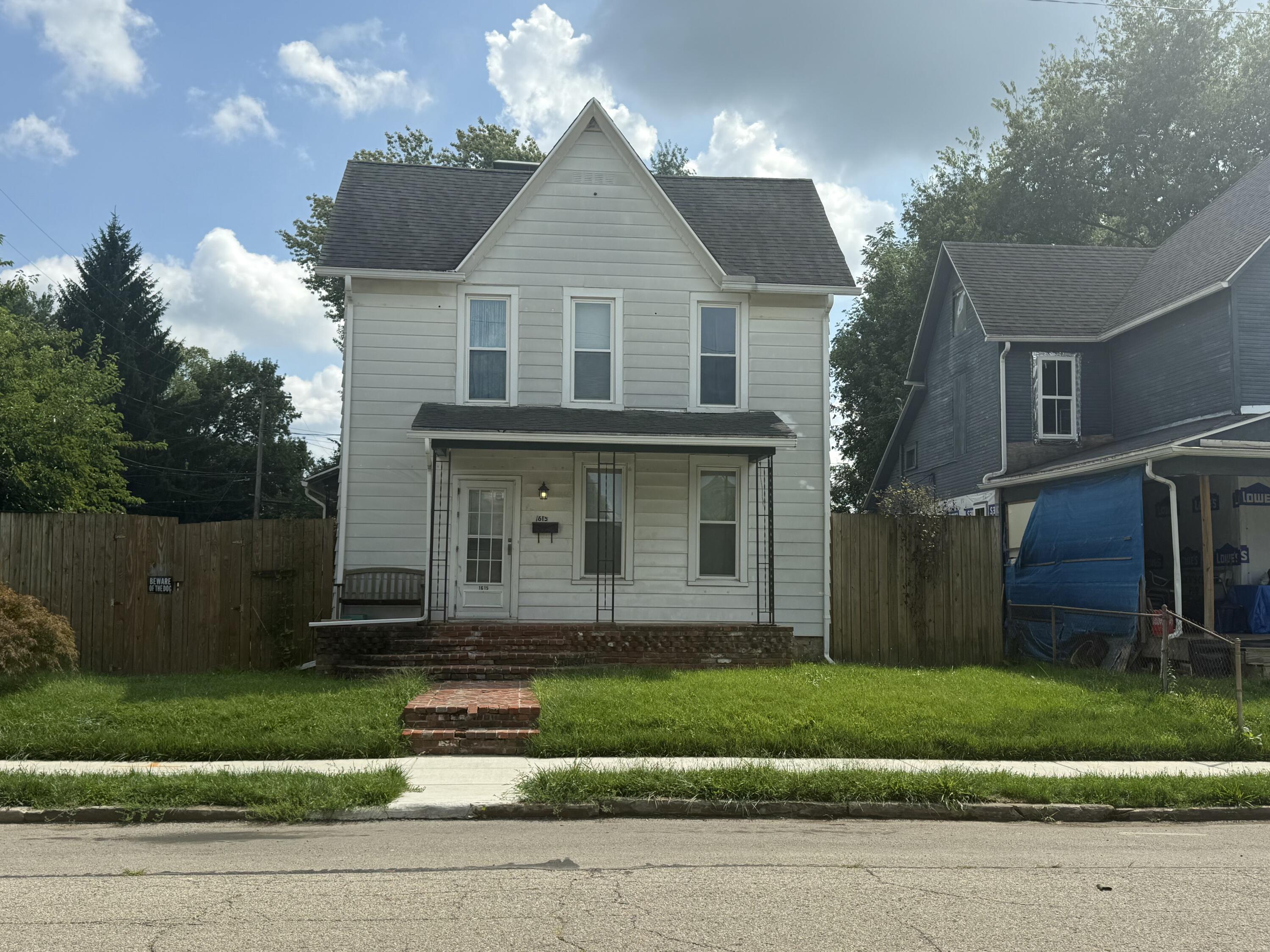 1615 Mound Street Property Photo 1