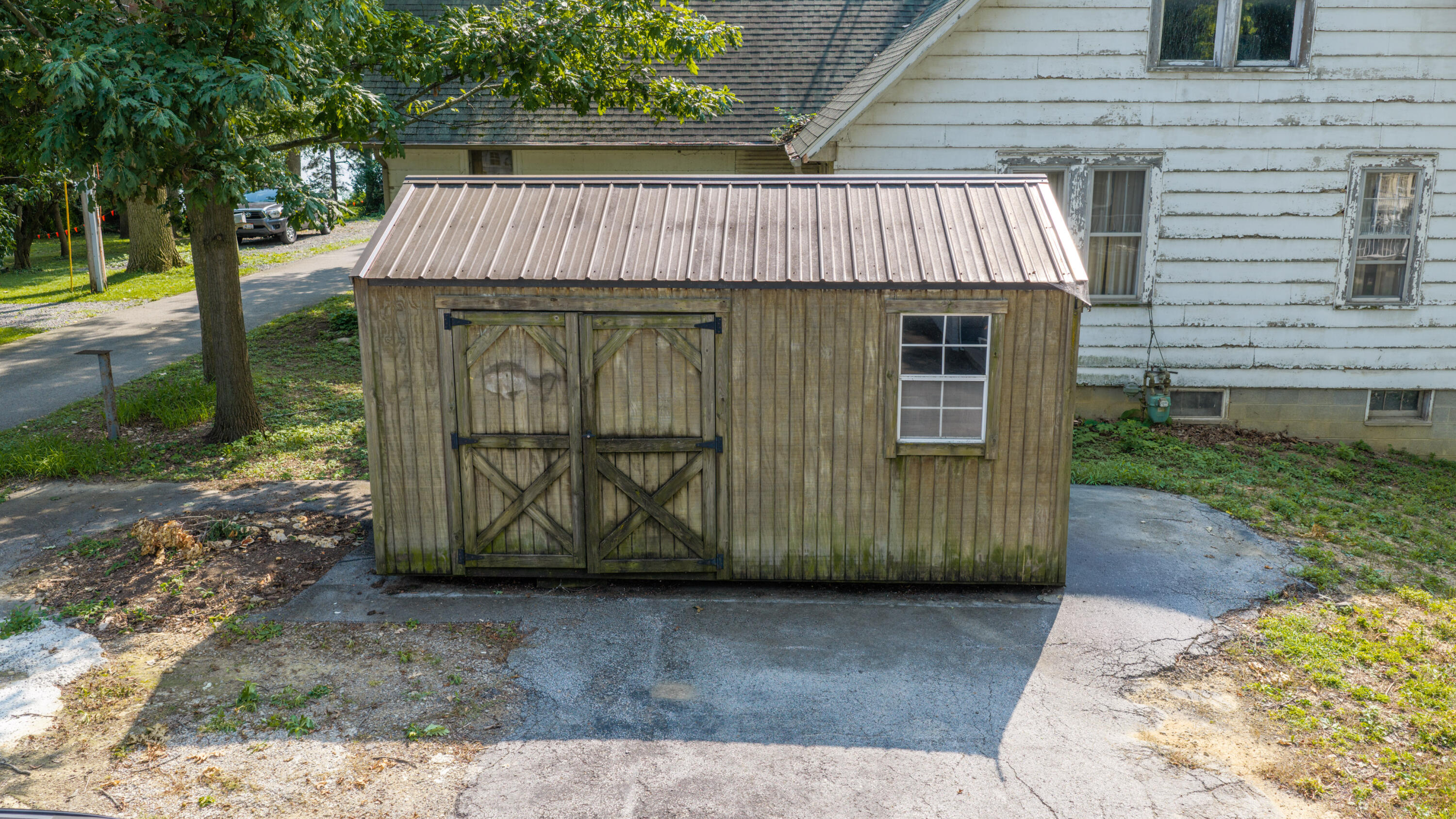 11029 Newland Drive Property Photo 10