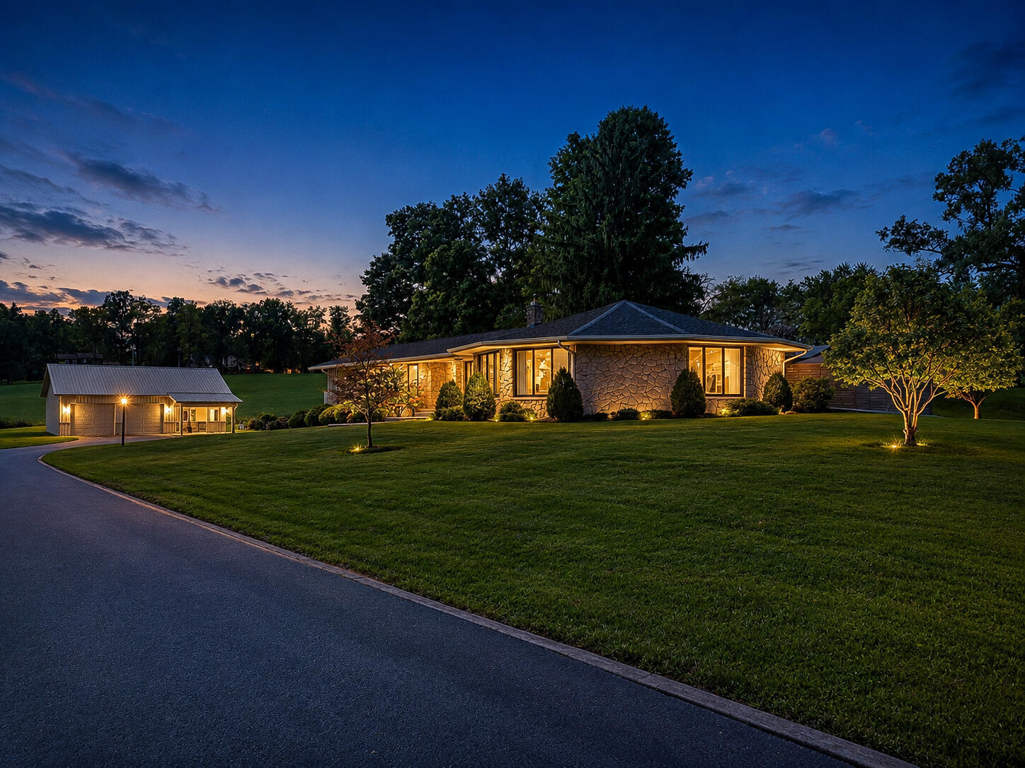 87 Virginia Drive Property Photo 4