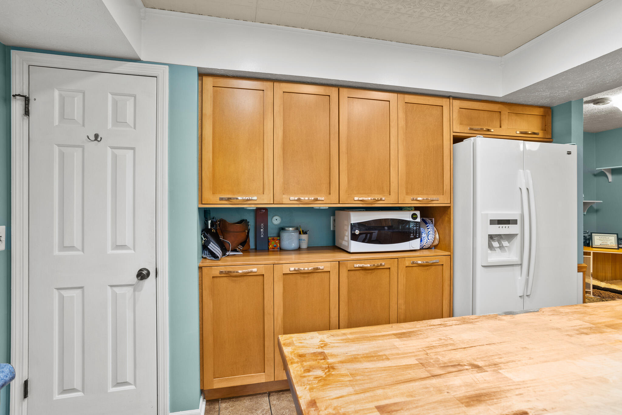 2425 Greenlawn Drive Property Photo 18