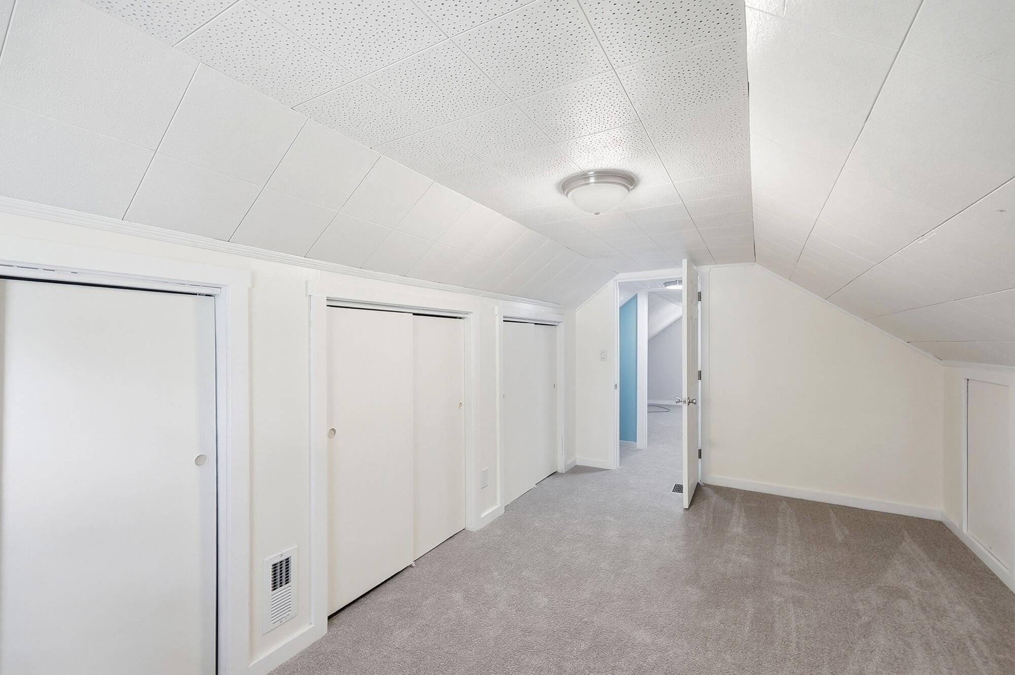 1652 Ridgeway Drive Property Photo 17
