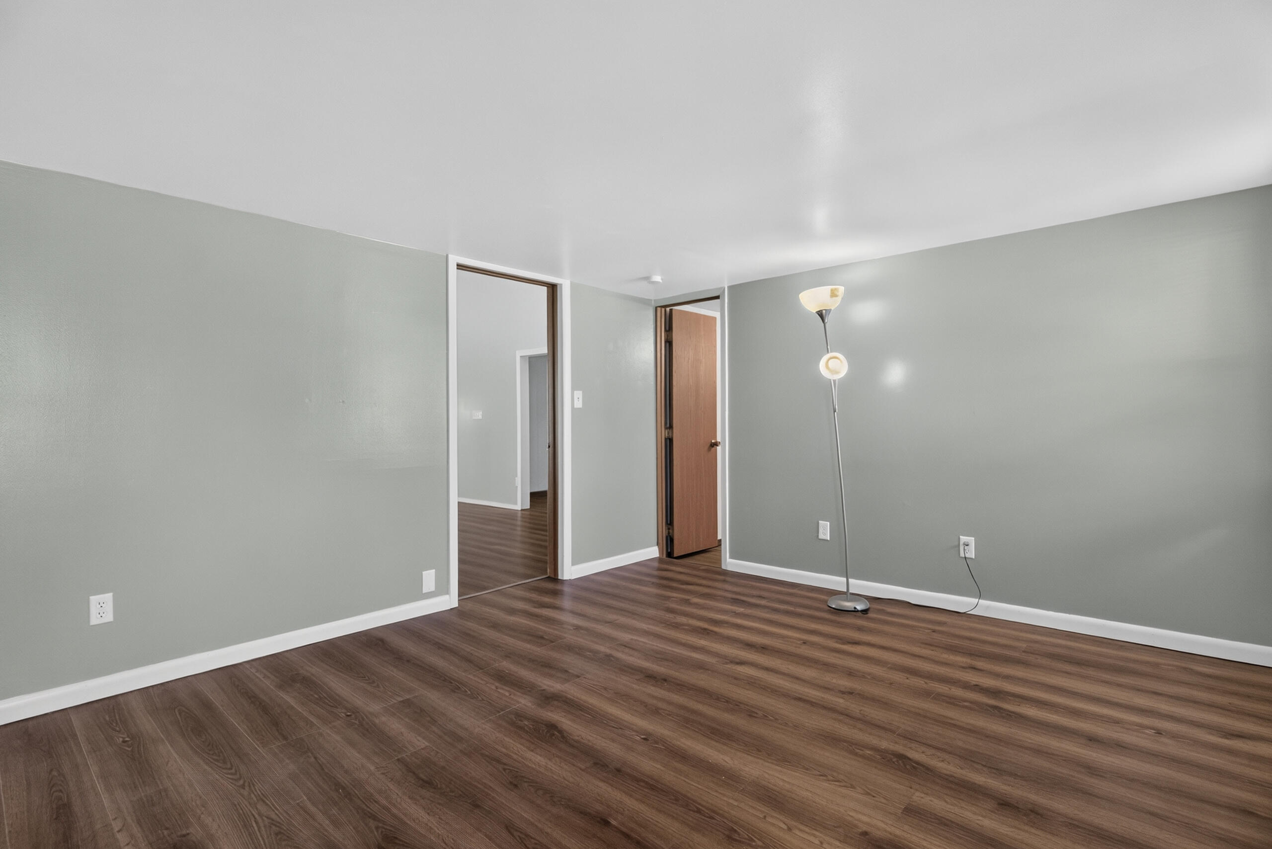463 Towpath Trail Property Photo 16
