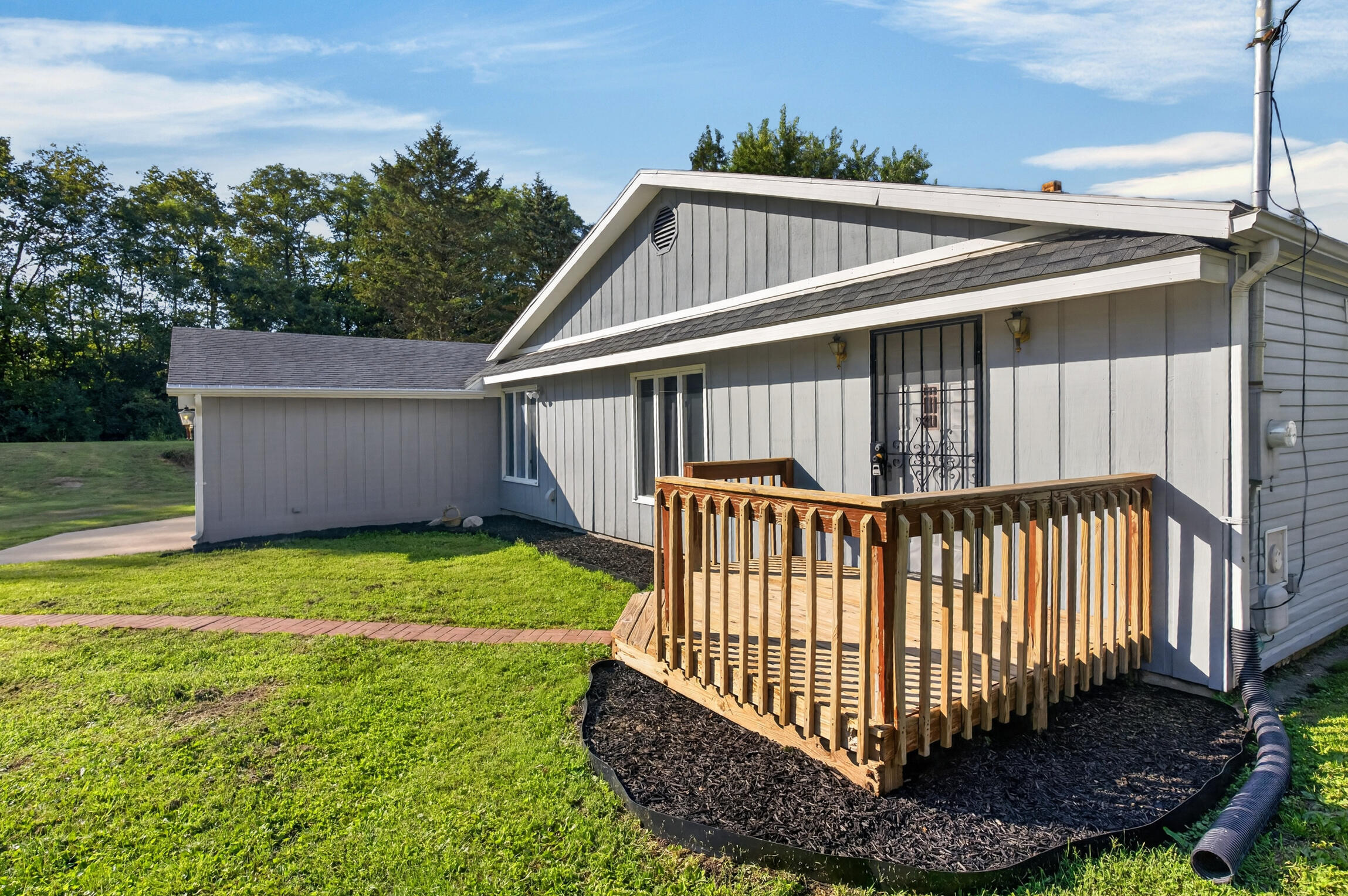 463 Towpath Trail Property Photo 40