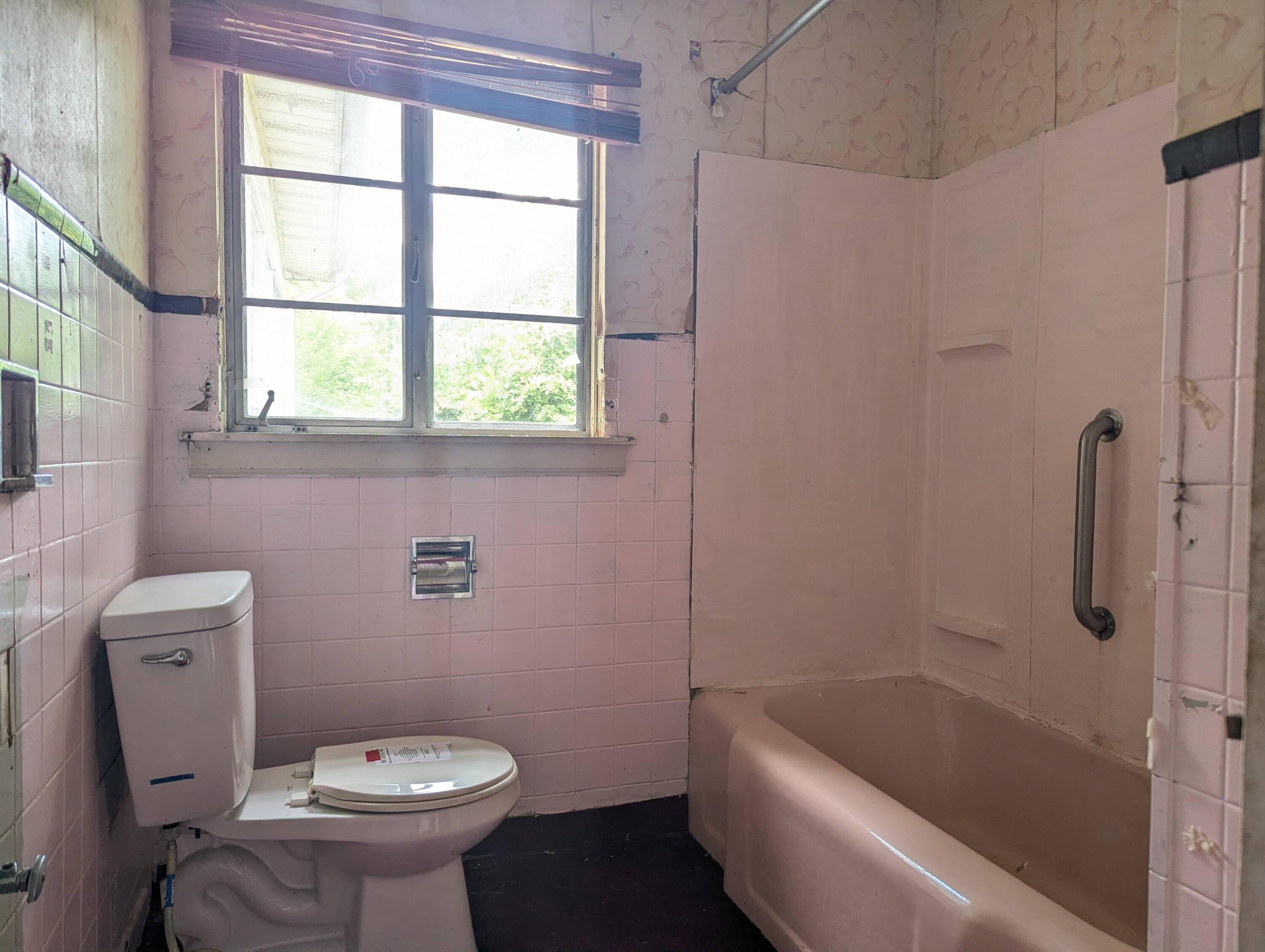 236 W Singer Street Property Photo 12