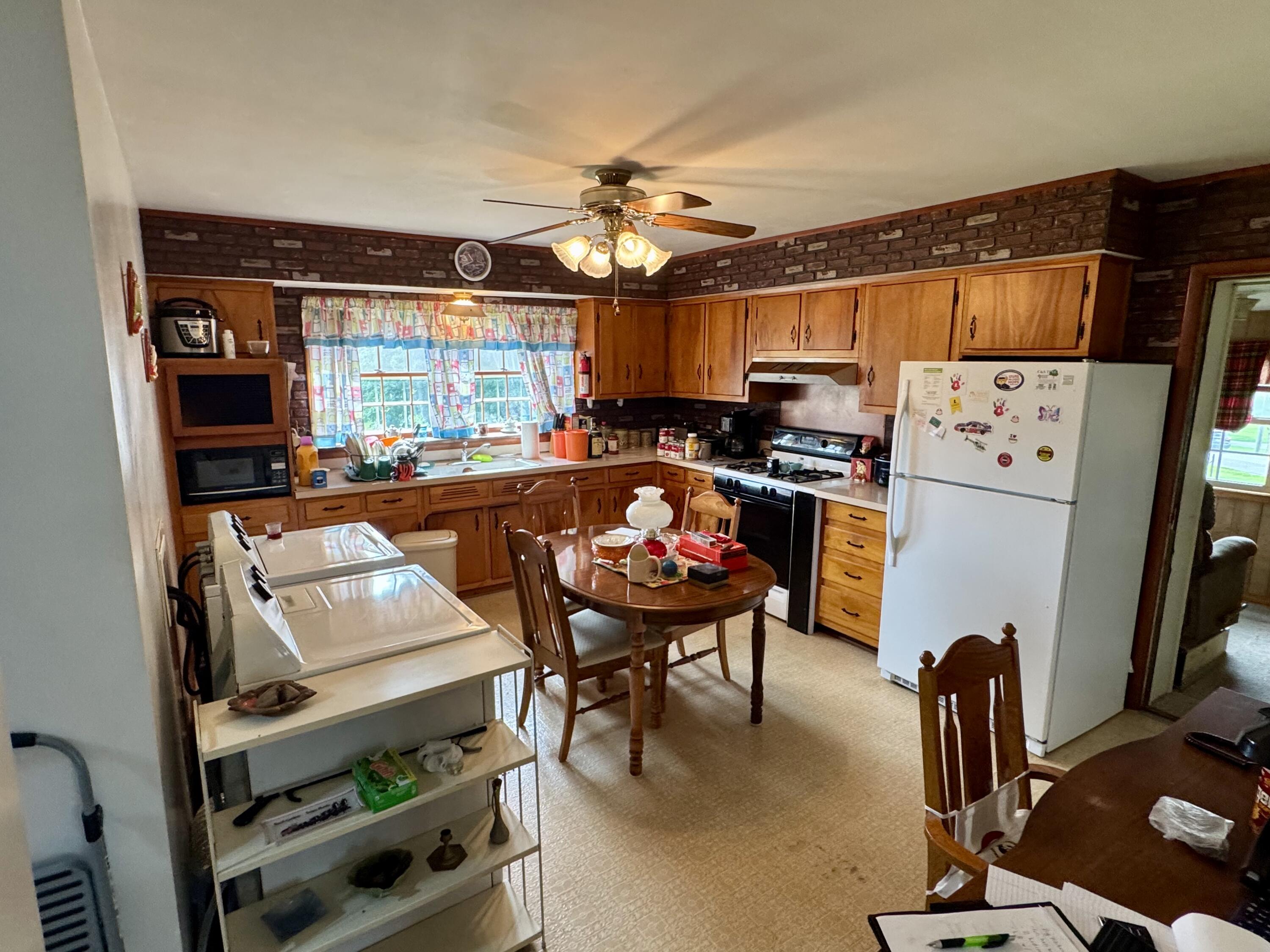 2156 Shrine Road Property Photo 16