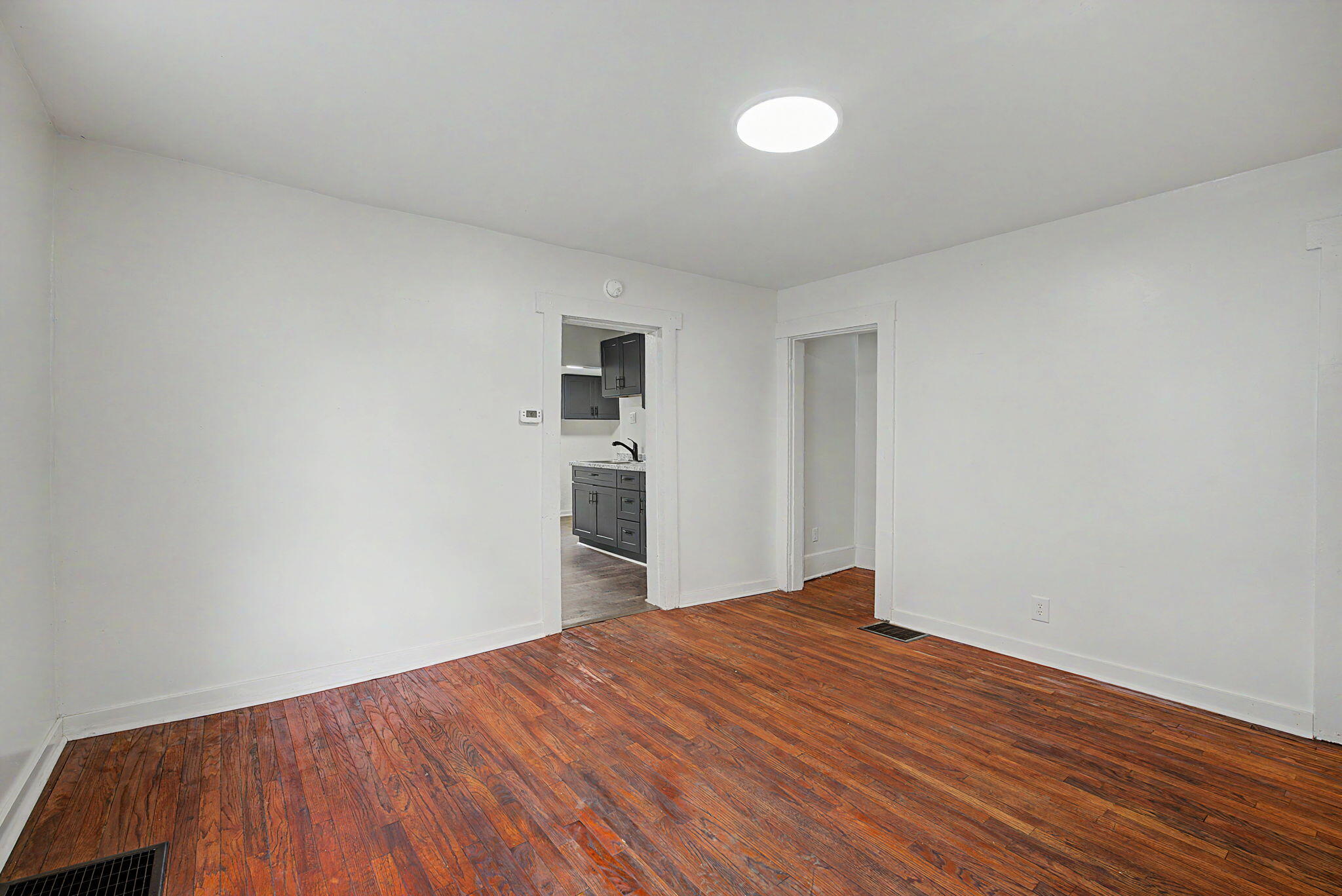 863 Sherman Avenue Property Photo 7