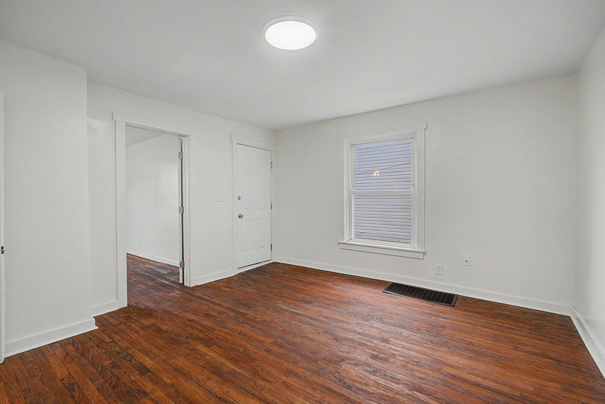 863 Sherman Avenue Property Photo 10
