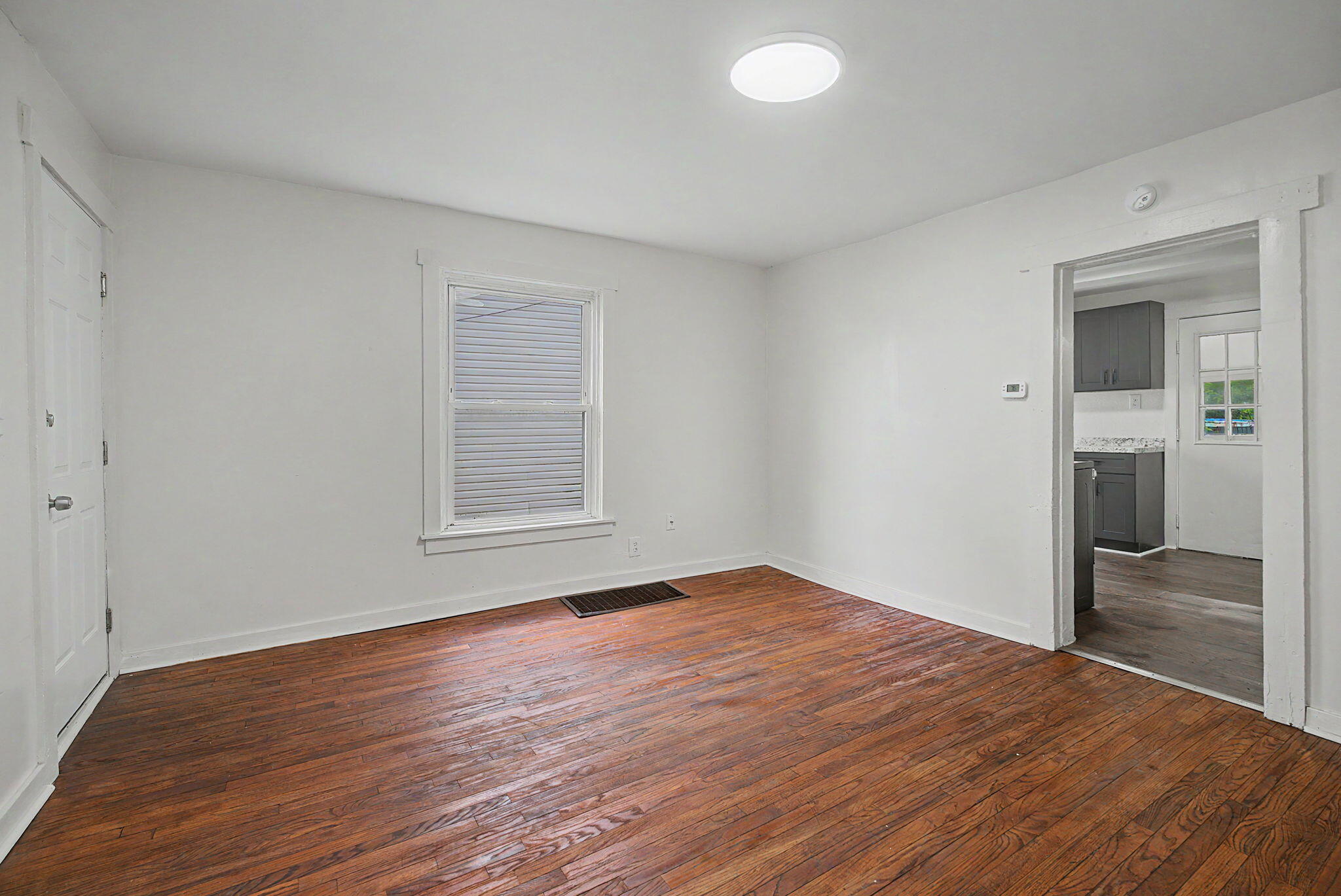 863 Sherman Avenue Property Photo 11