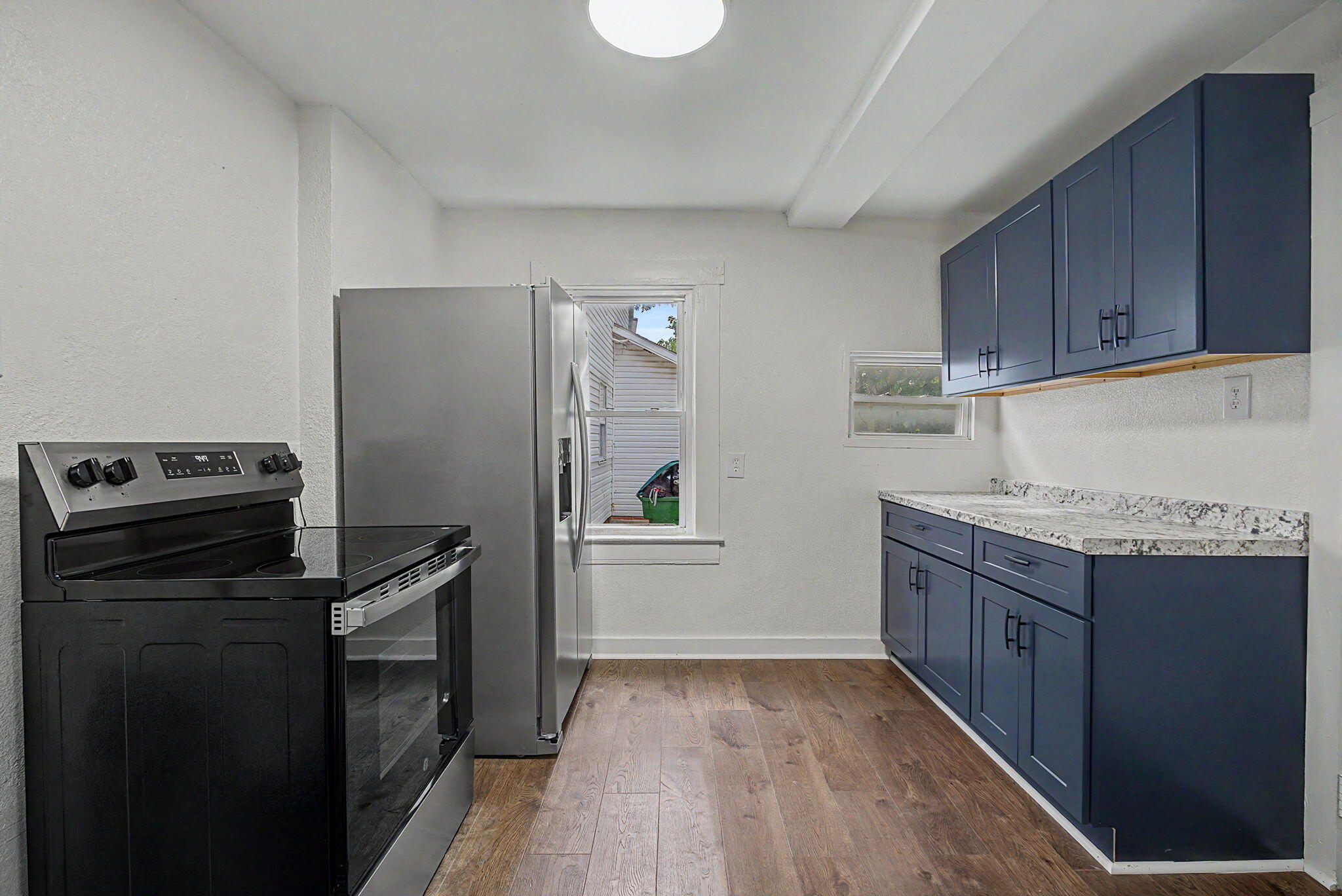 863 Sherman Avenue Property Photo 21