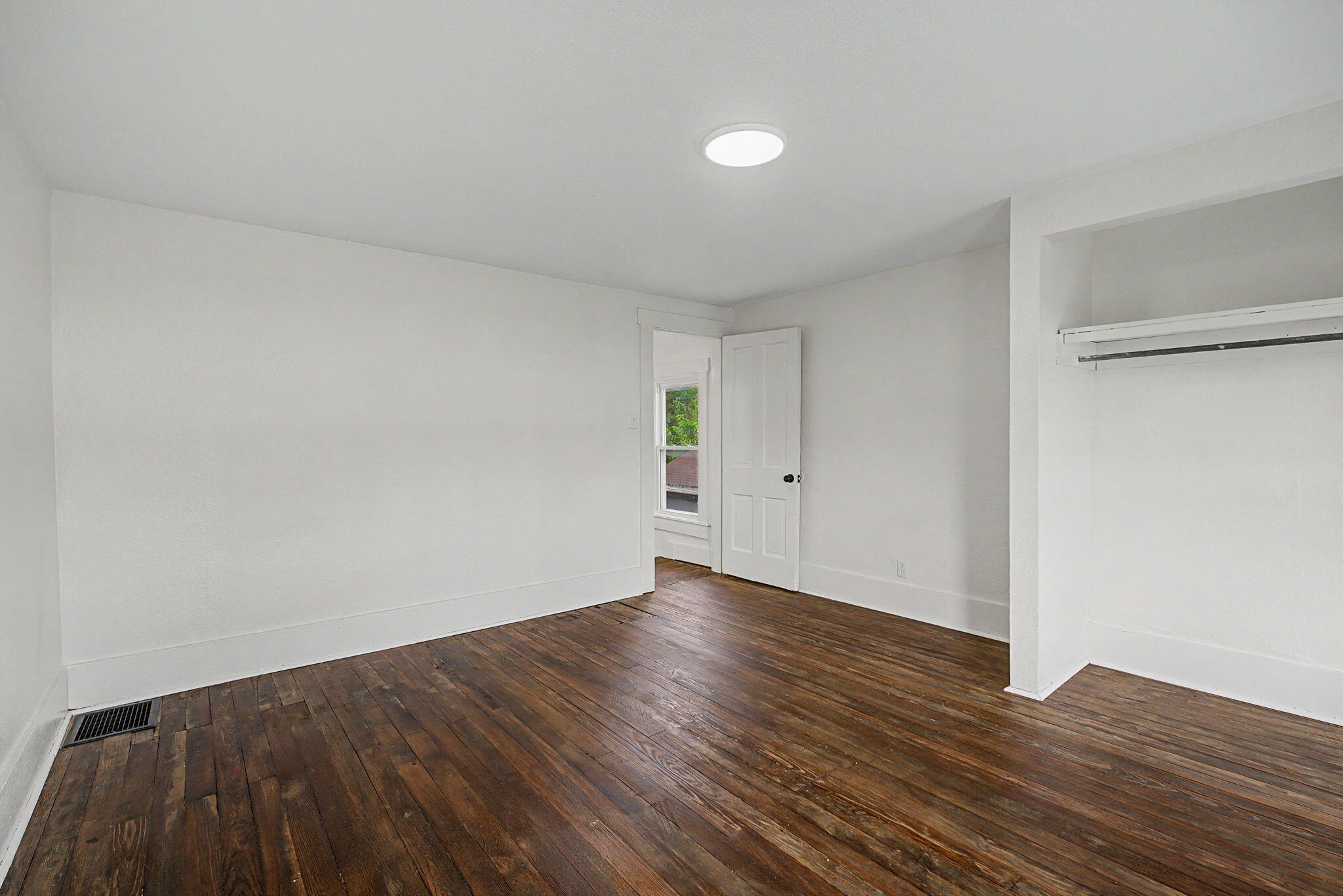 863 Sherman Avenue Property Photo 26