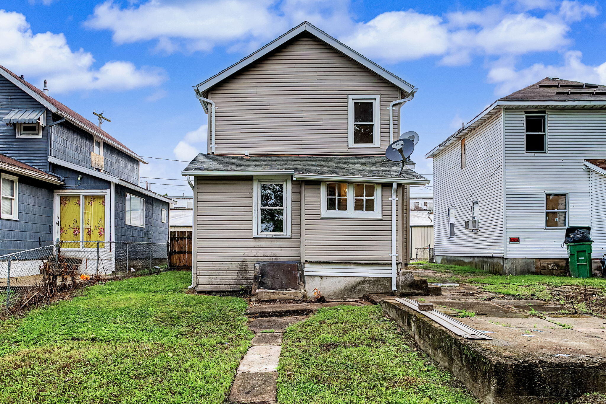 863 Sherman Avenue Property Photo 38