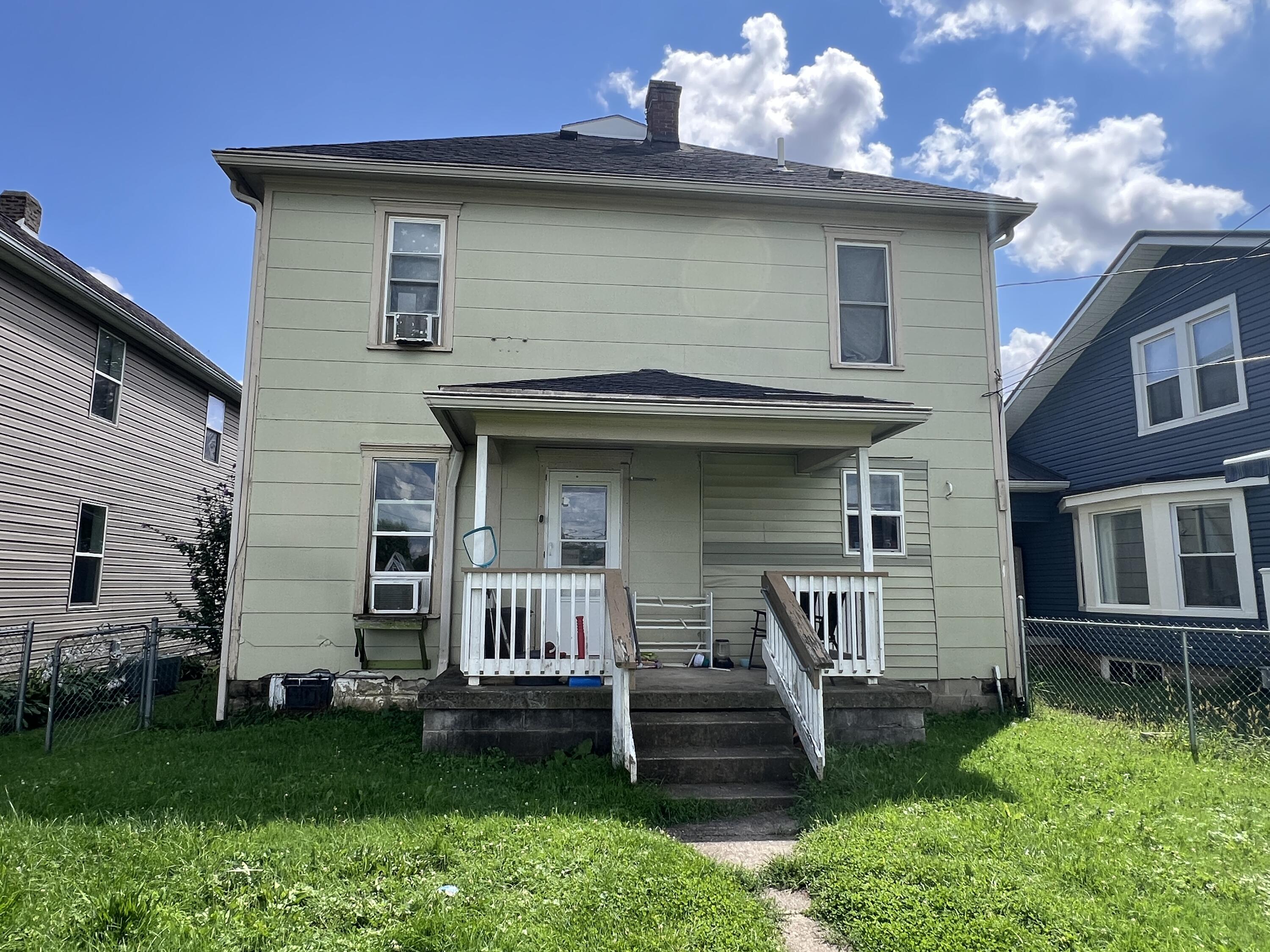 334 Park Street Property Photo 2