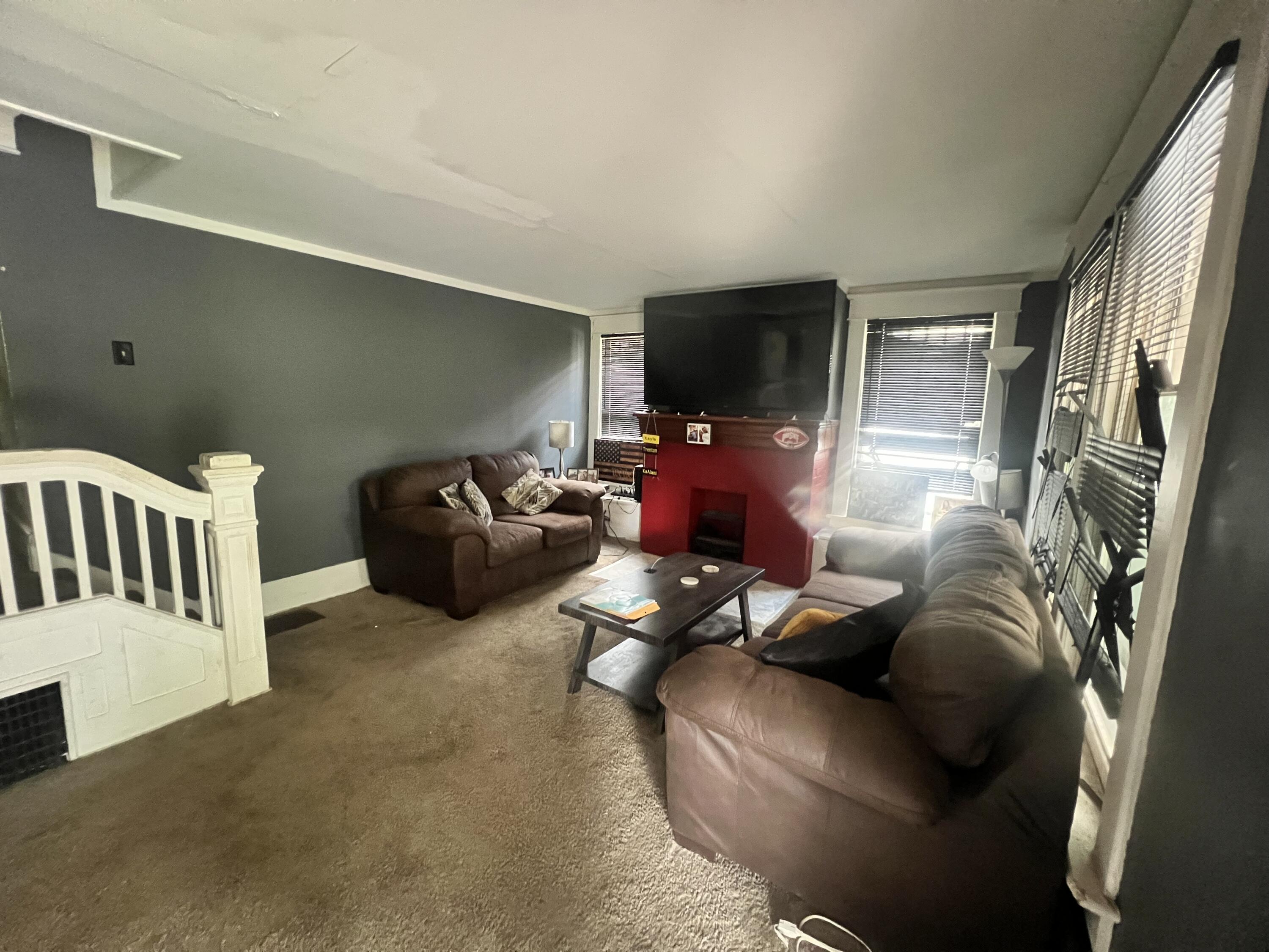 723 Crescent Drive Property Photo 11