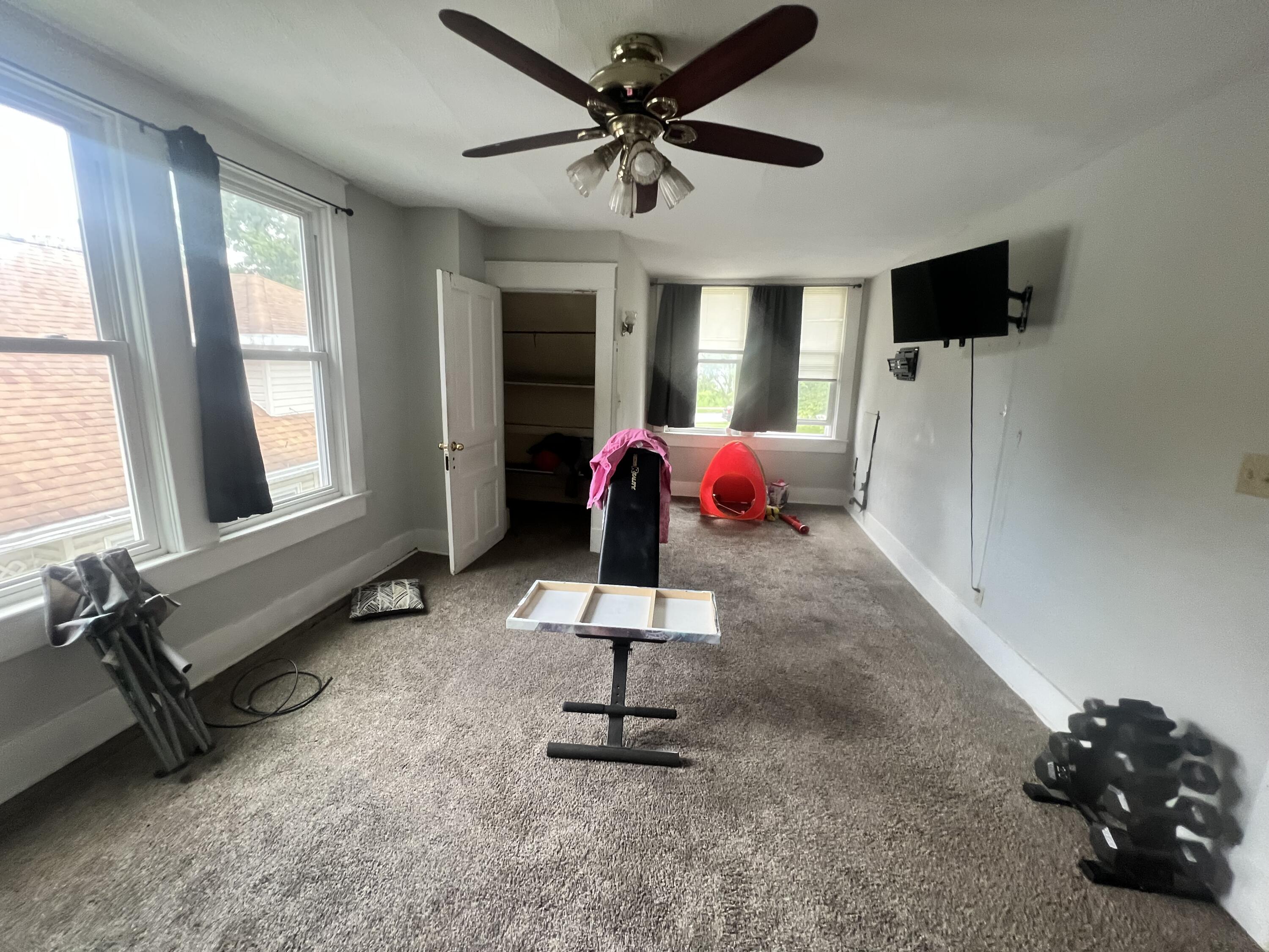 723 Crescent Drive Property Photo 17