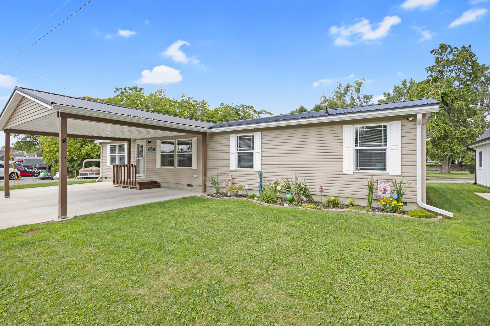 8930 Walnut Street Property Photo 5