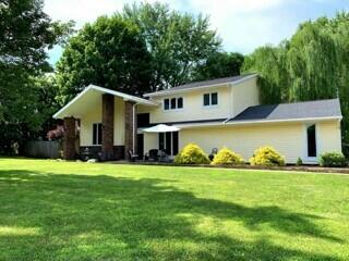 555 Briarwood Court Property Photo 1
