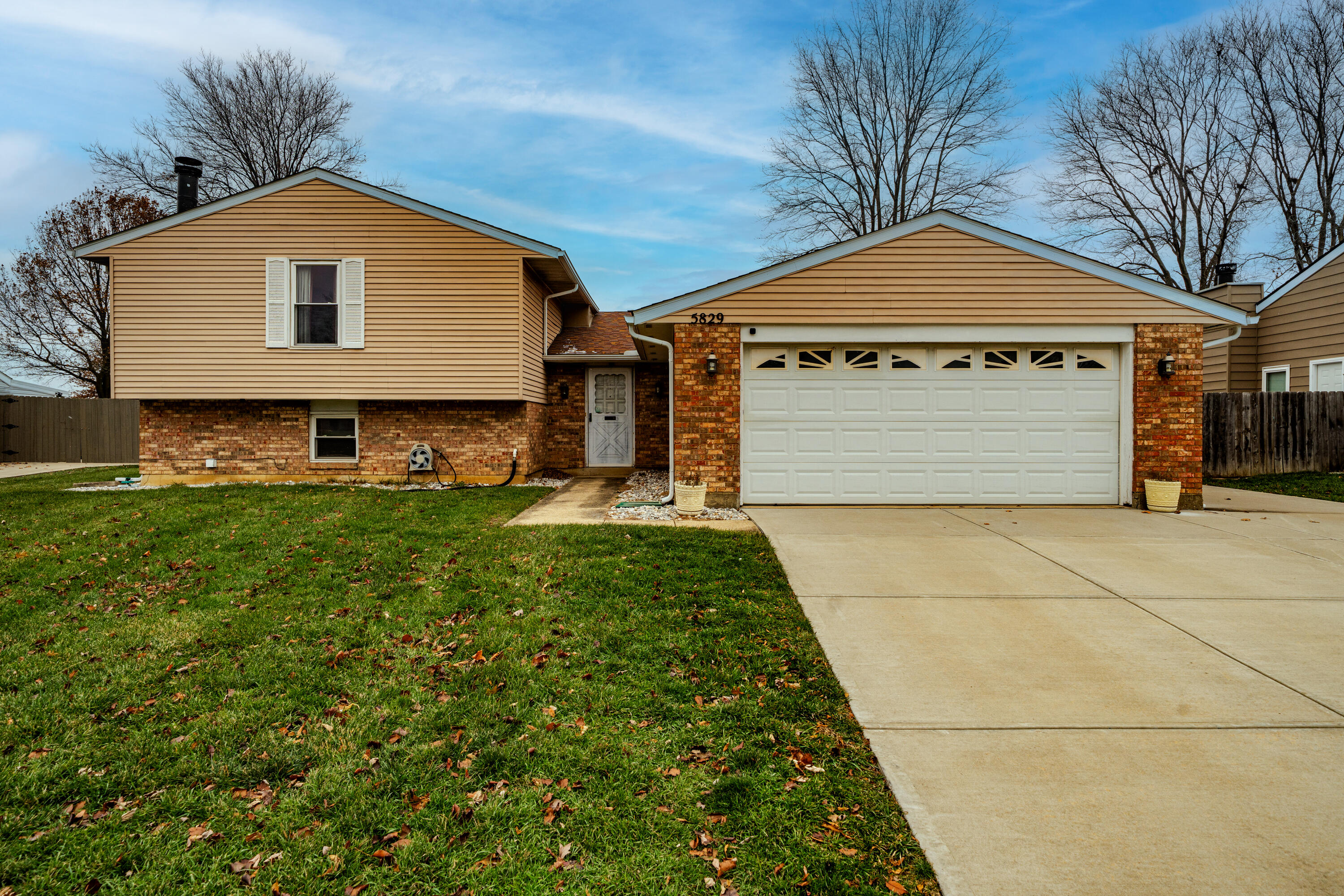 5829 Waynegate Road Property Photo 1