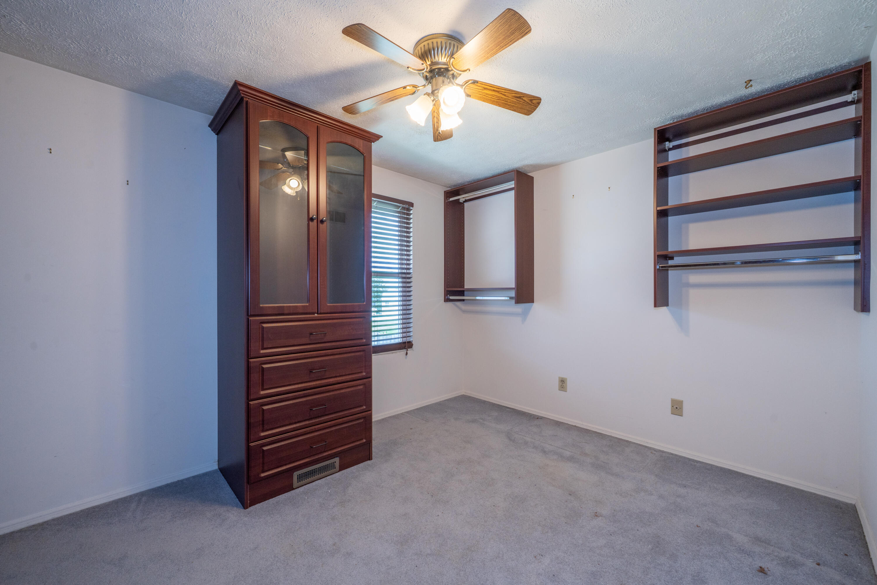 5829 Waynegate Road Property Photo 16