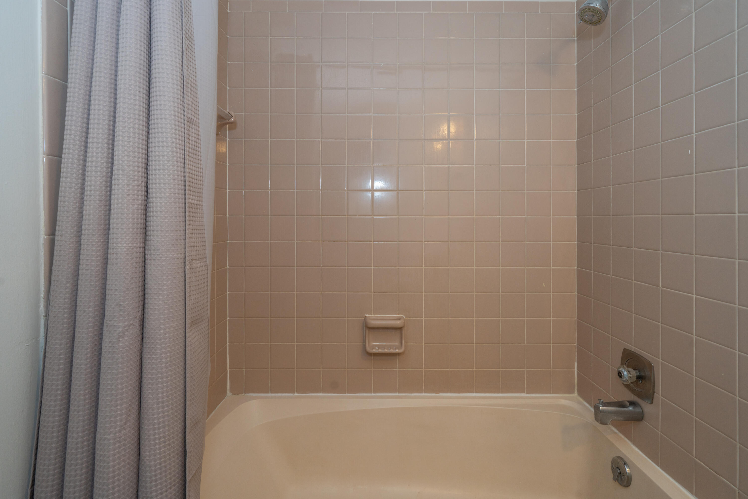 5829 Waynegate Road Property Photo 21