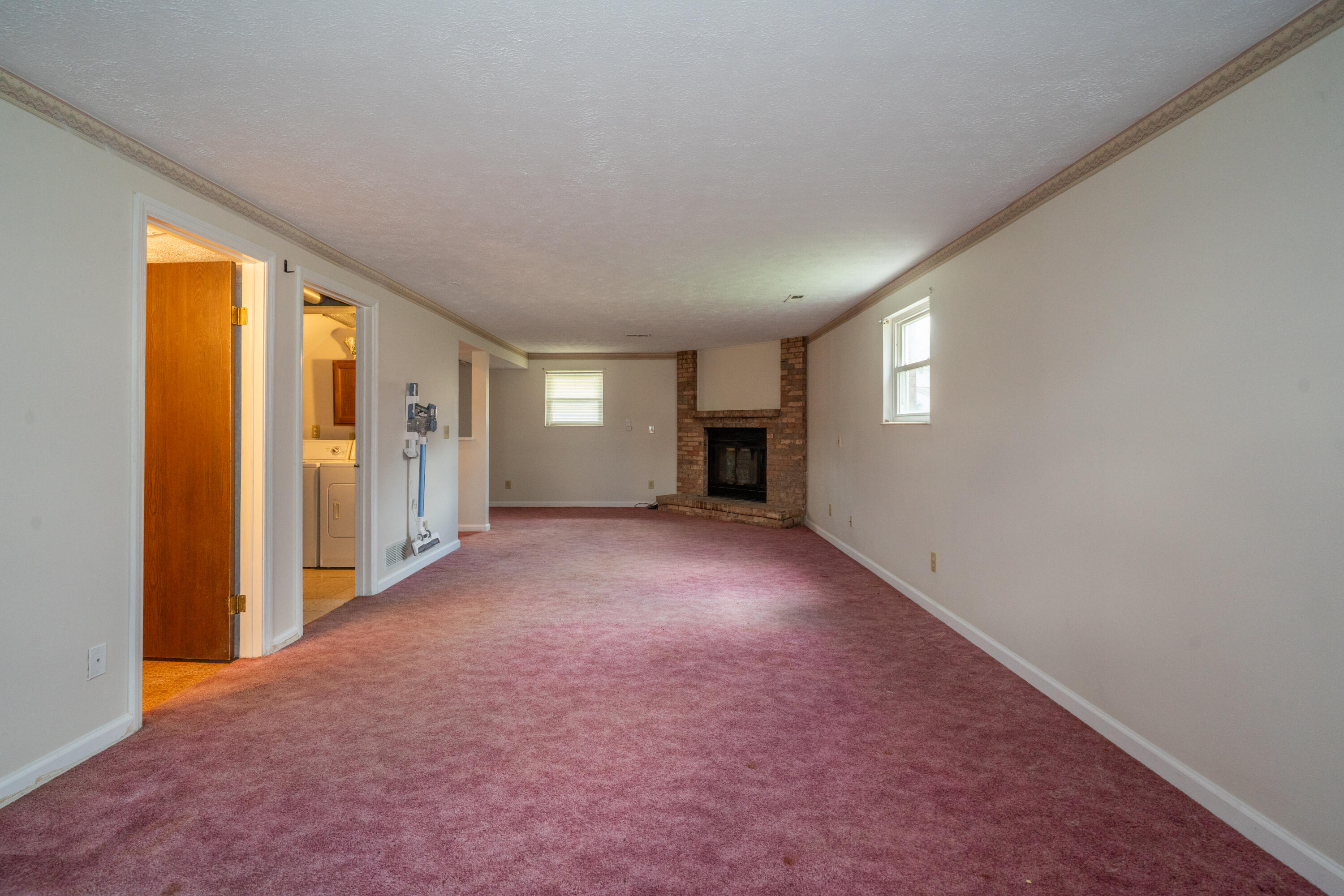 5829 Waynegate Road Property Photo 25