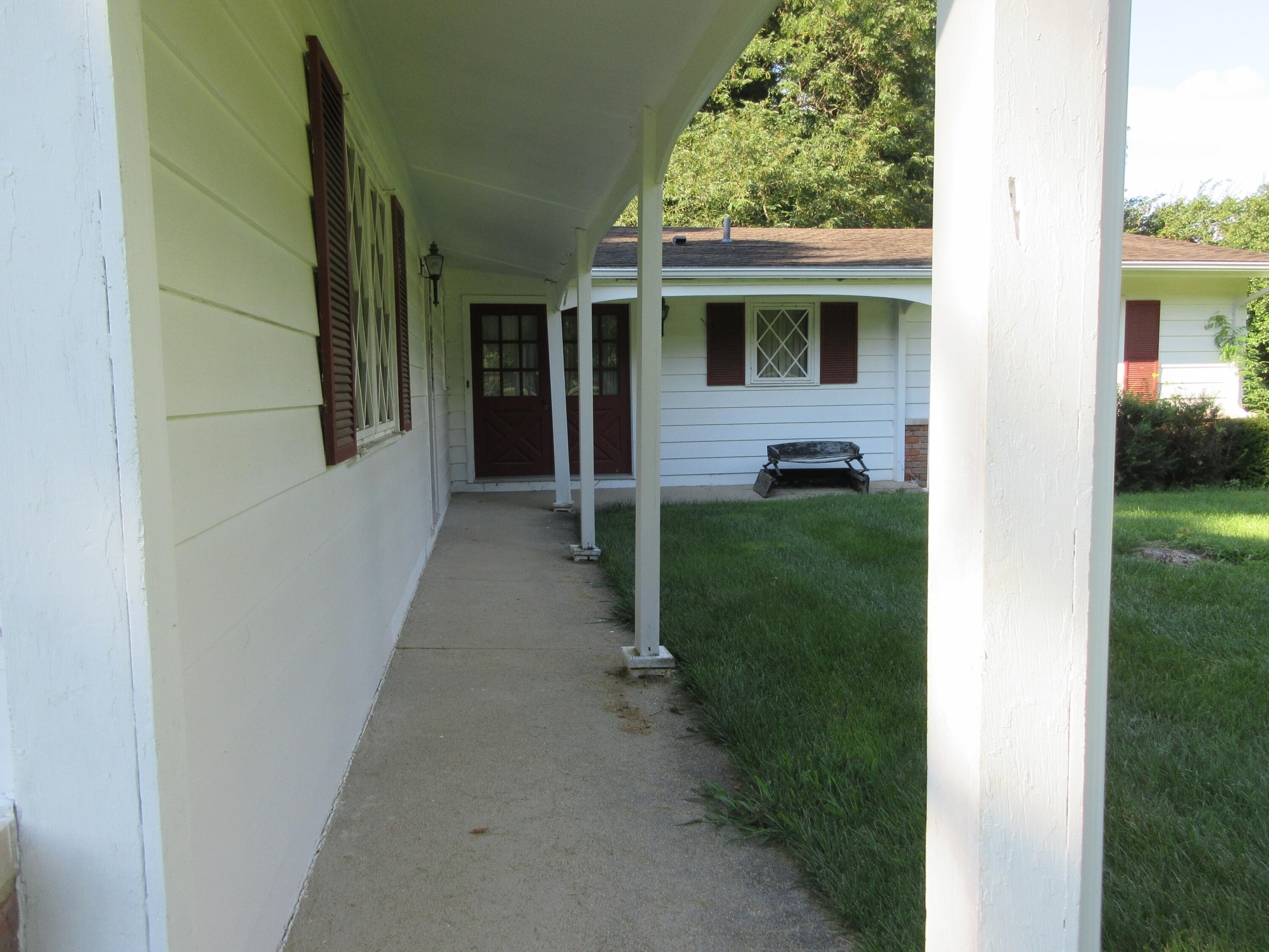 827 Hickory Lane Property Photo 21