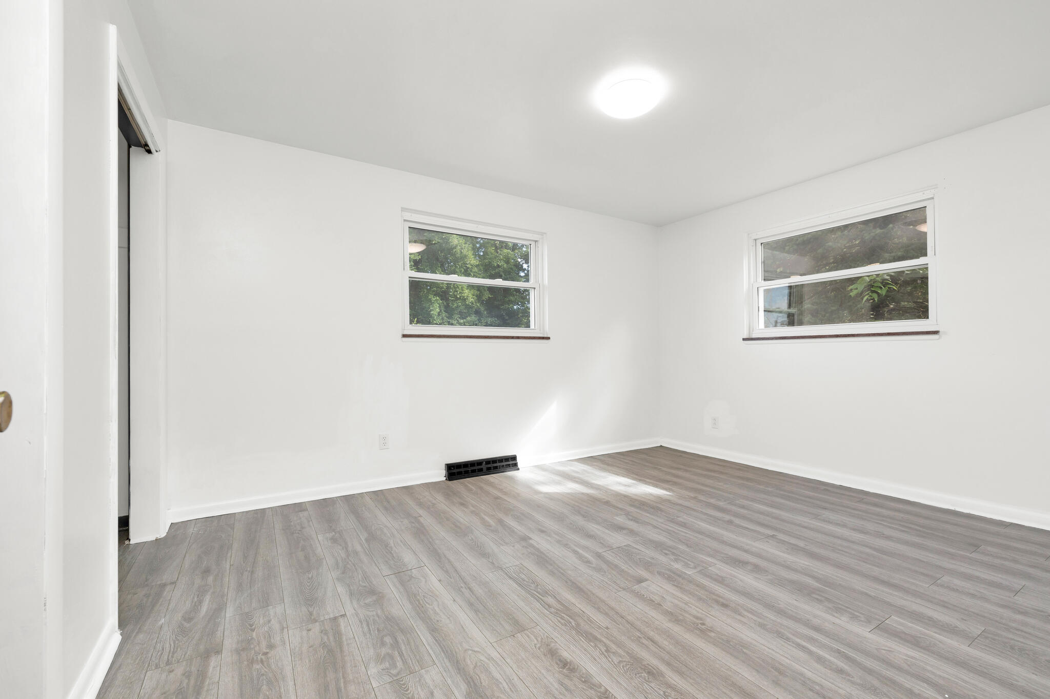 620 N Park Street Property Photo 17
