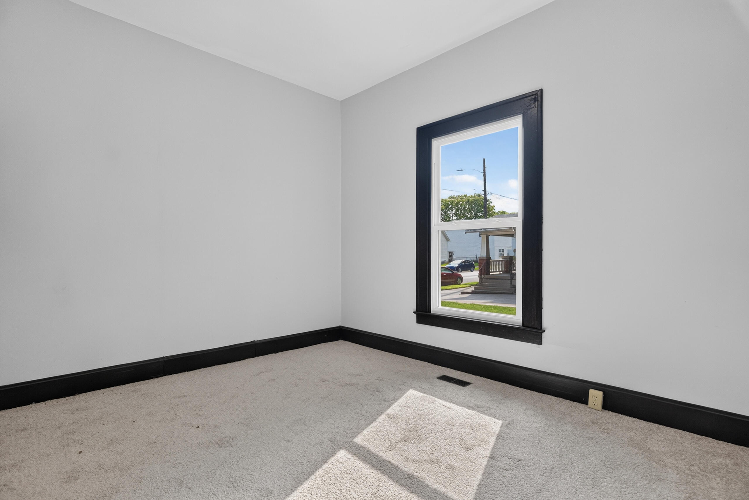 500 South Street Property Photo 19